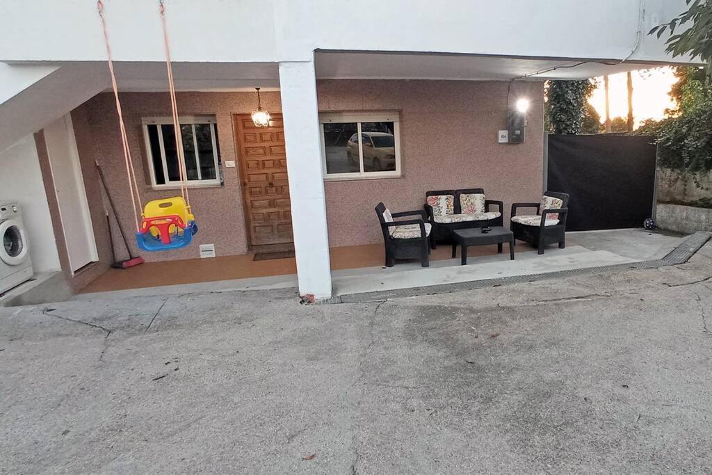 Casa Maximo En Con Patio Y Aparcamiento * Vigo