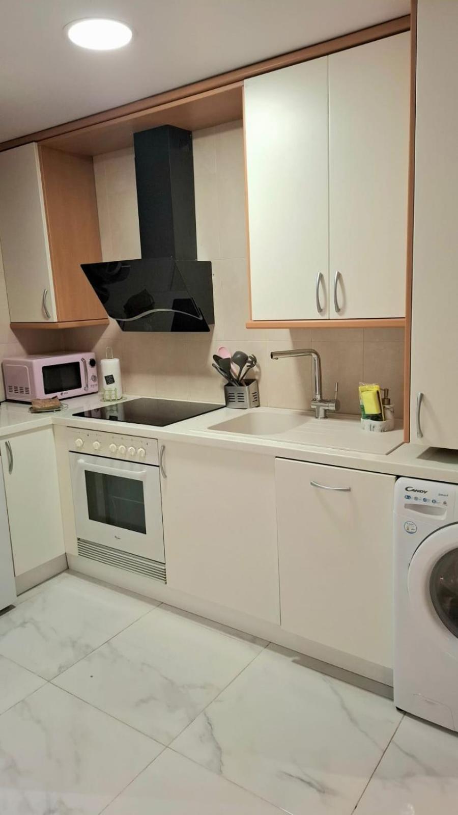 Moderno Con Garaje Privado En El Centro De * Vigo