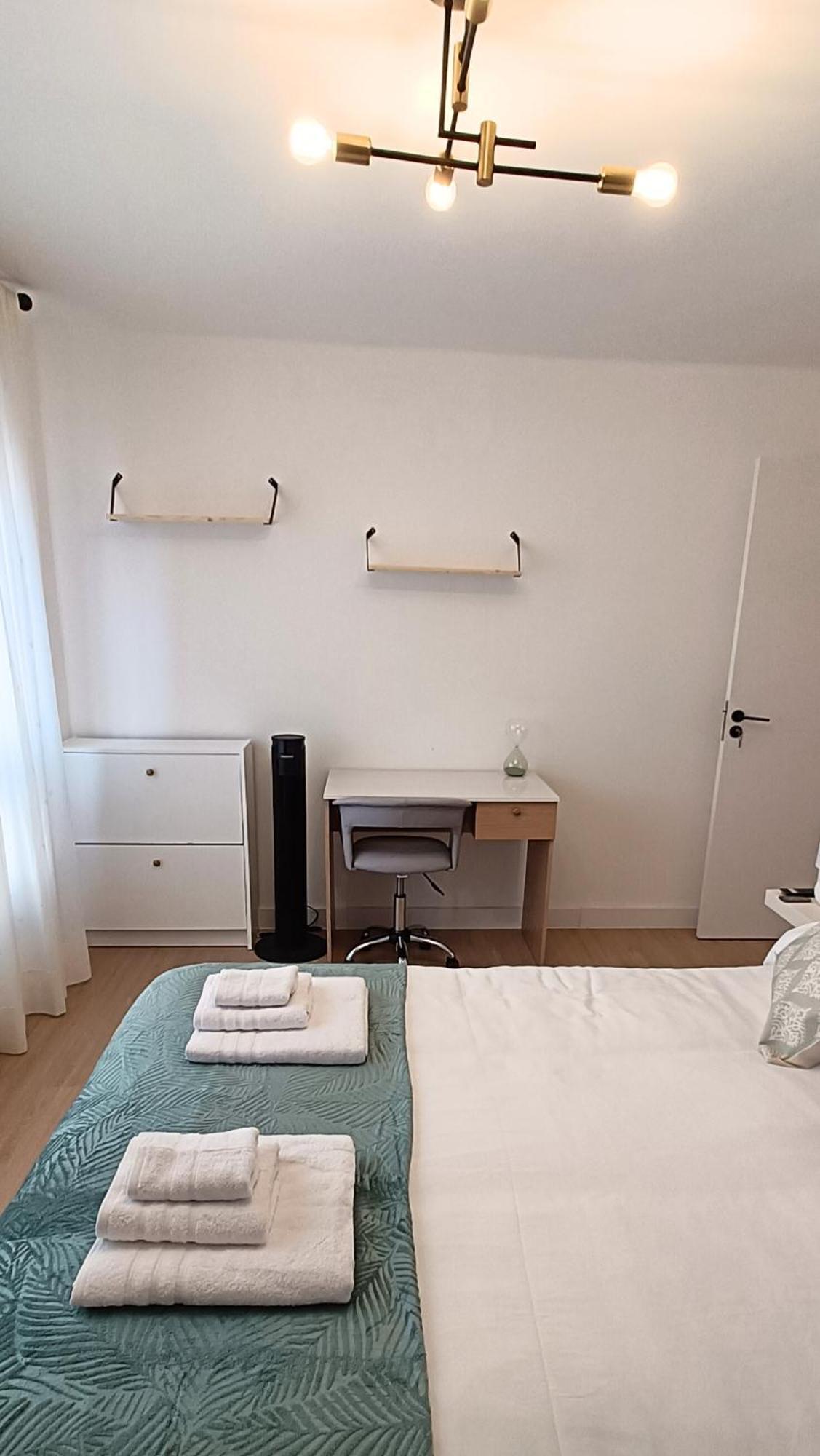 Apto Pet-friendly, 2 Plazas De Garaje Y Balcon Vigo