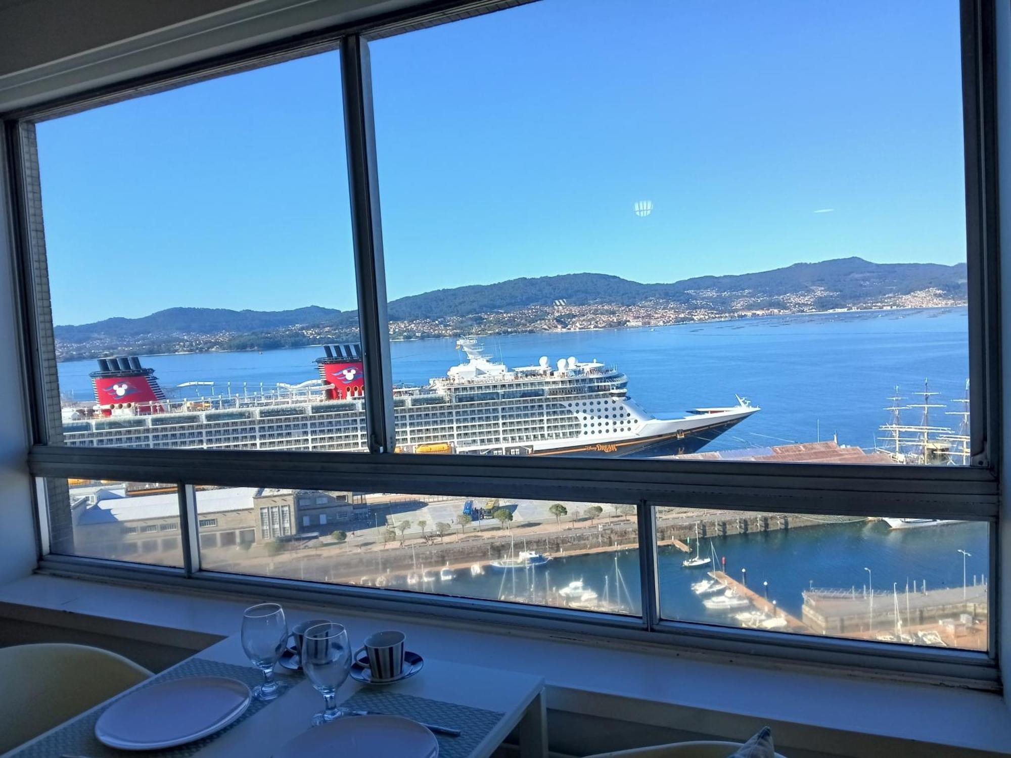 Impresionantes Vistas En El Centro De Apartment Vigo