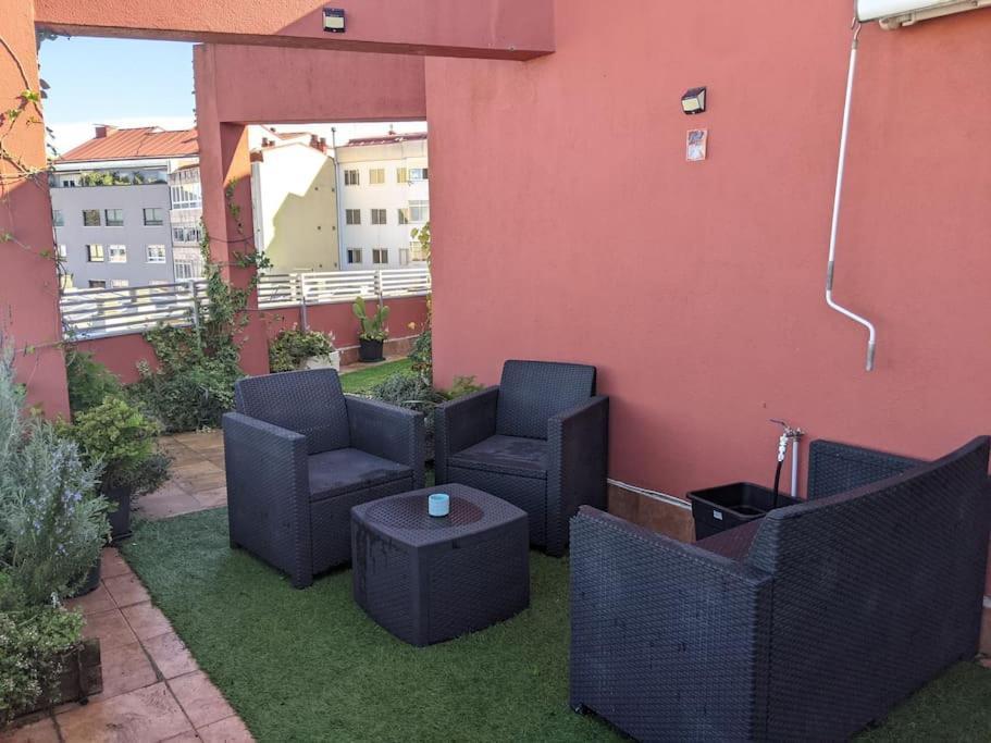 Atico Con Terraza En El Corazon De *