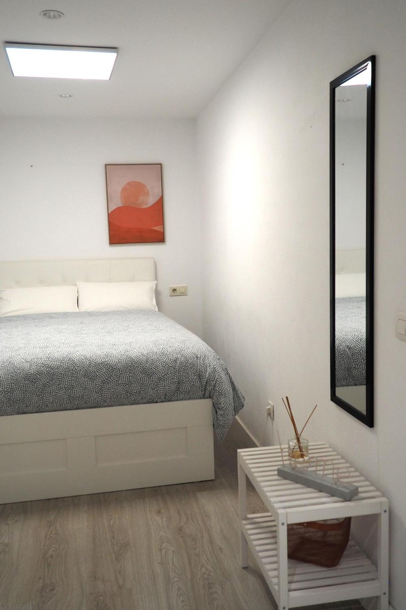 Moderno Con Garaje Privado En El Centro De Apartamento *