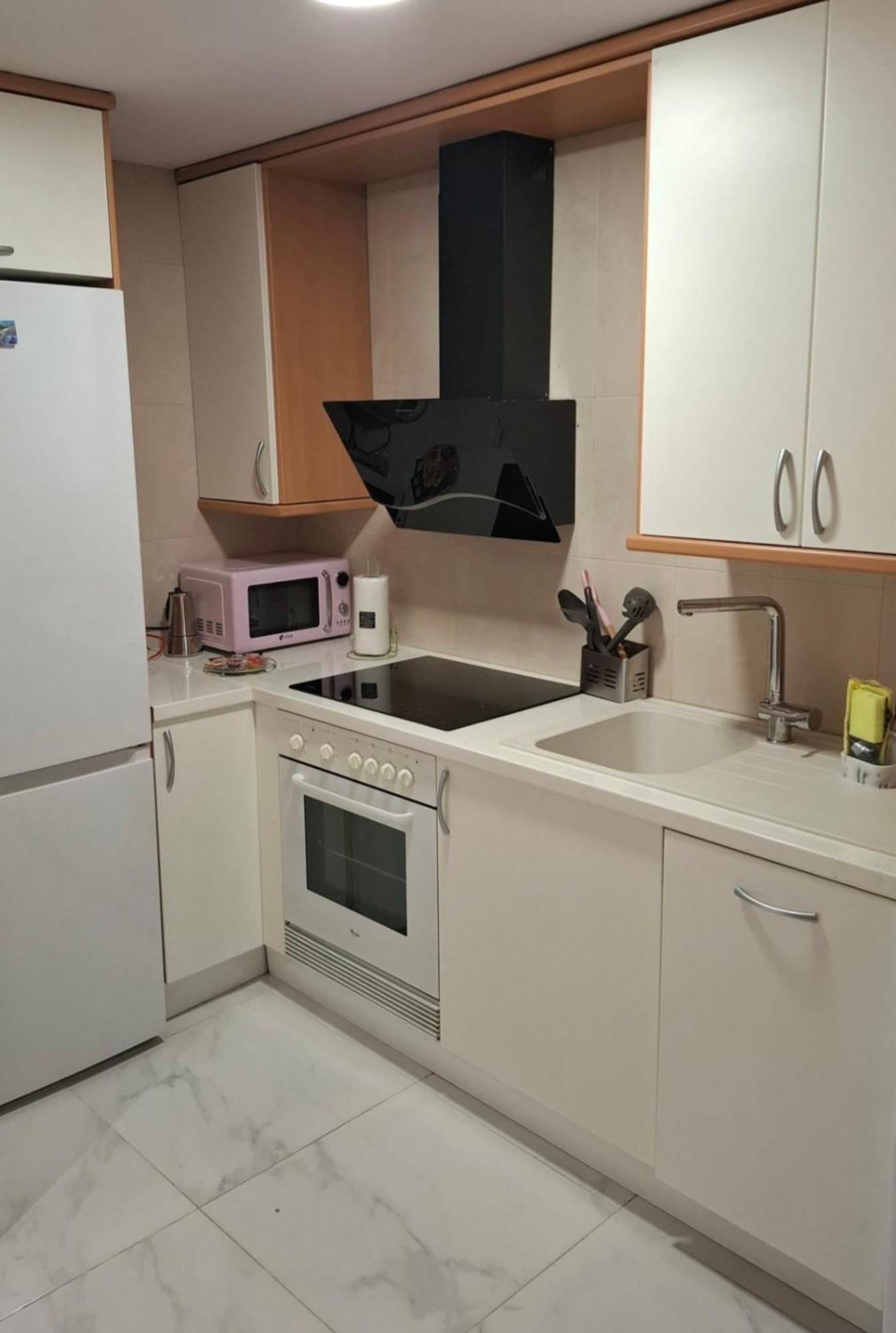 Apartamento Moderno Con Garaje Privado En El Centro De Vigo