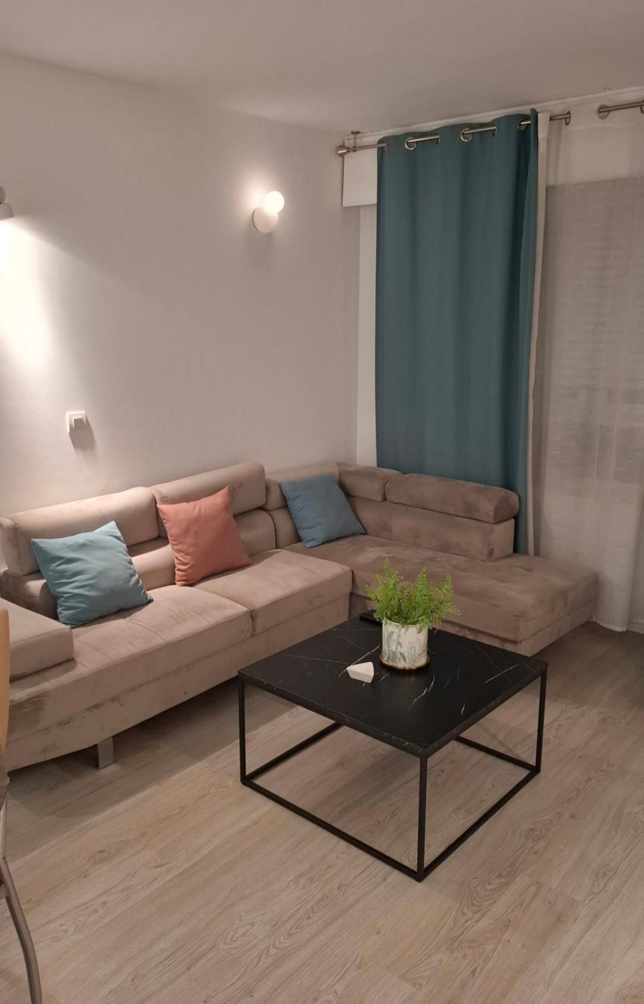 Moderno Con Garaje Privado En El Centro De * Vigo