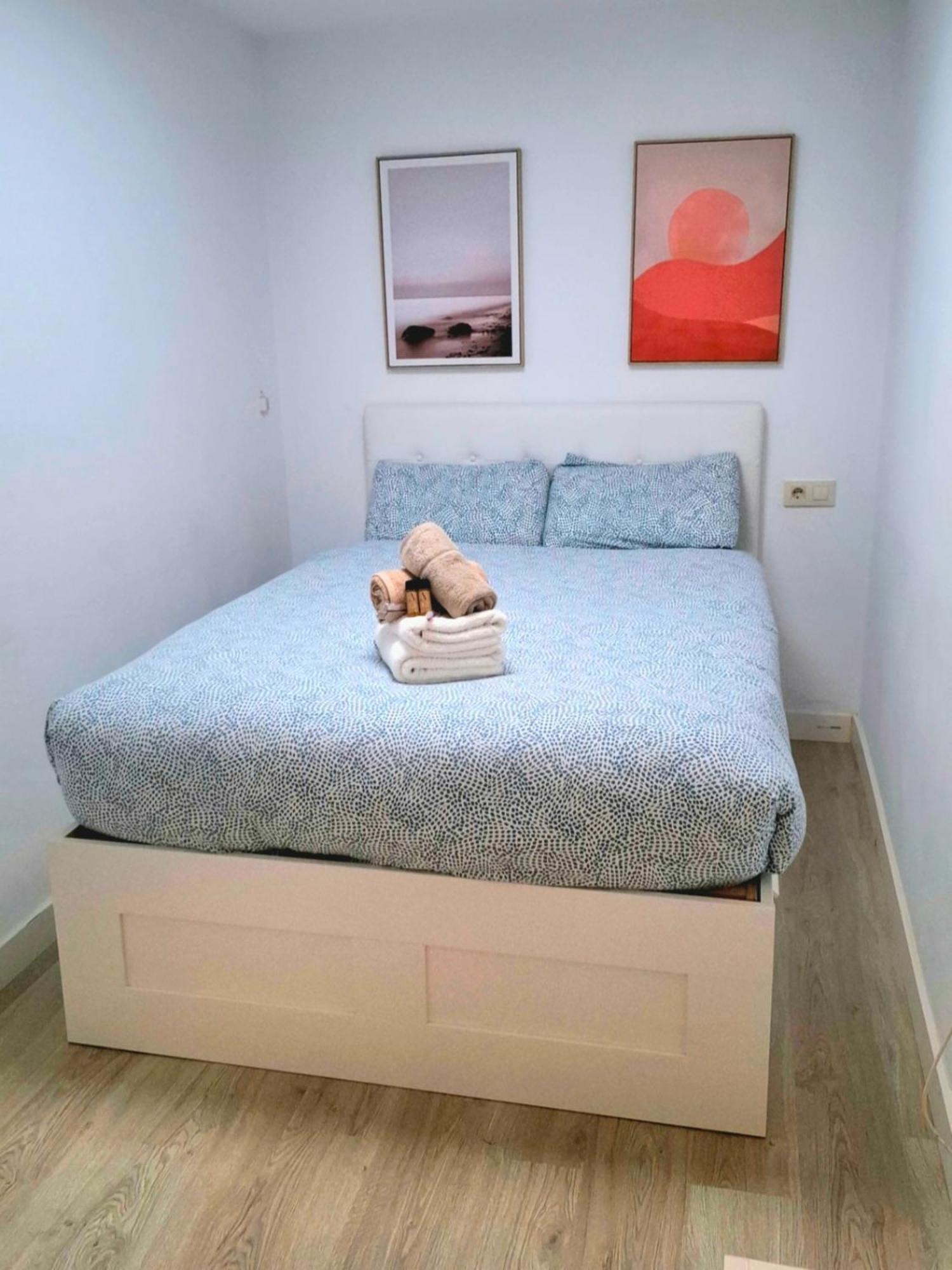 Apartamento Moderno Con Garaje Privado En El Centro De Vigo
