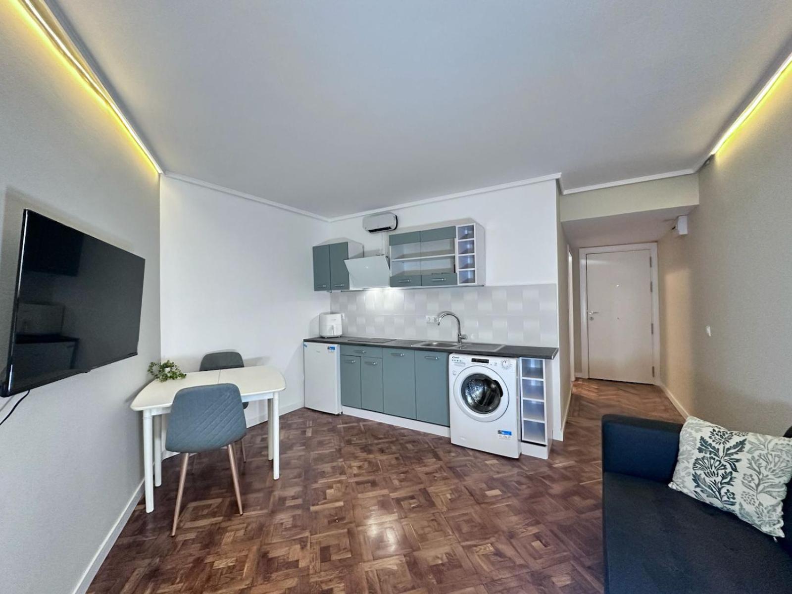 Apartamento En Pleno Centro De - Homey Galicia *