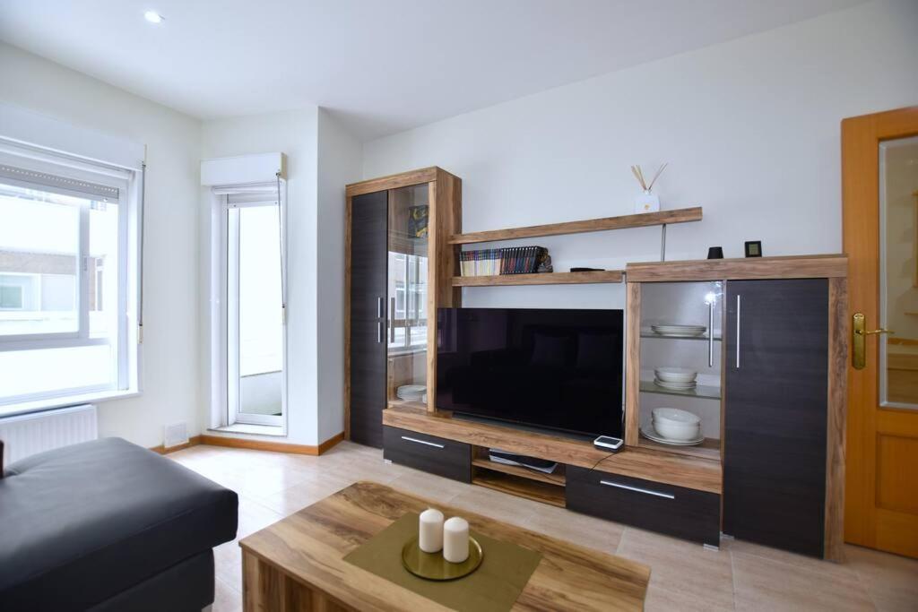 Apartamento En Playa De Samil Apartamento *
