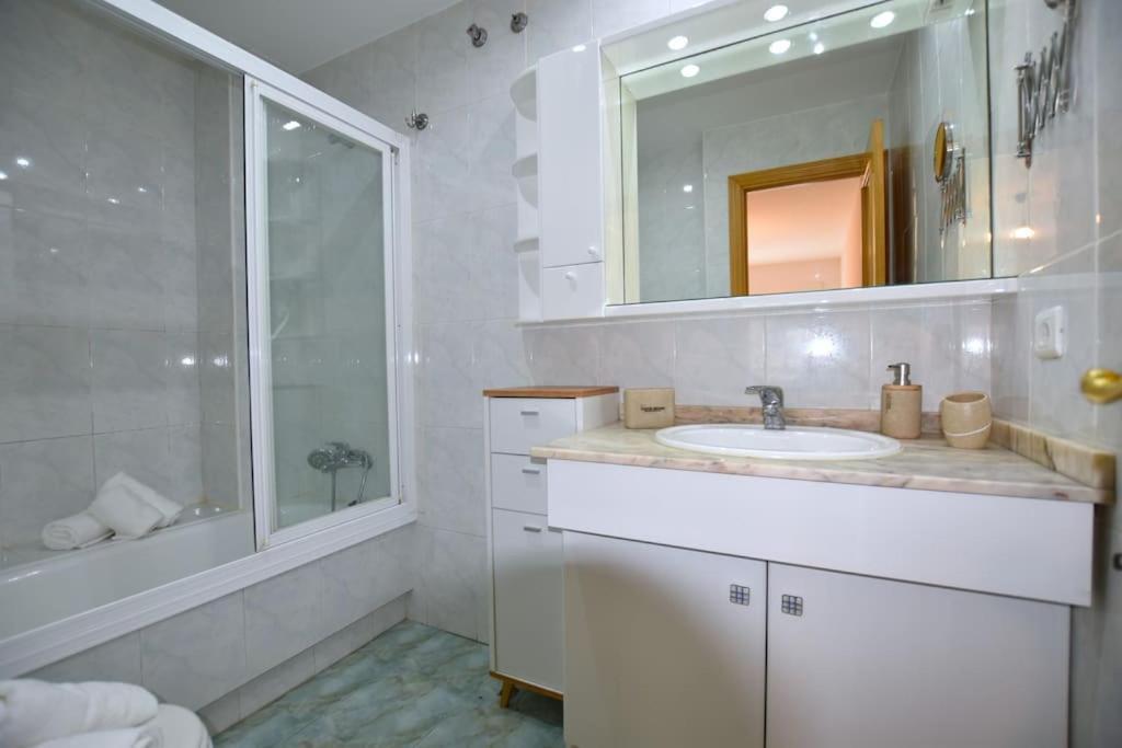 Apartamento En Playa De Samil Apartamento