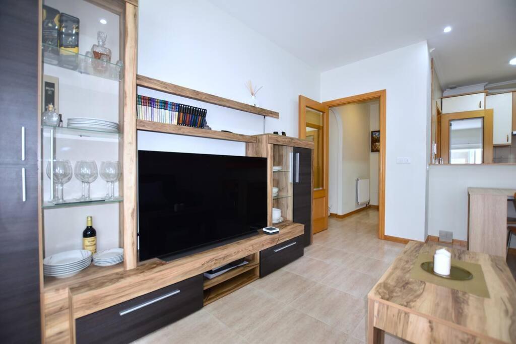 Apartamento En Playa De Samil