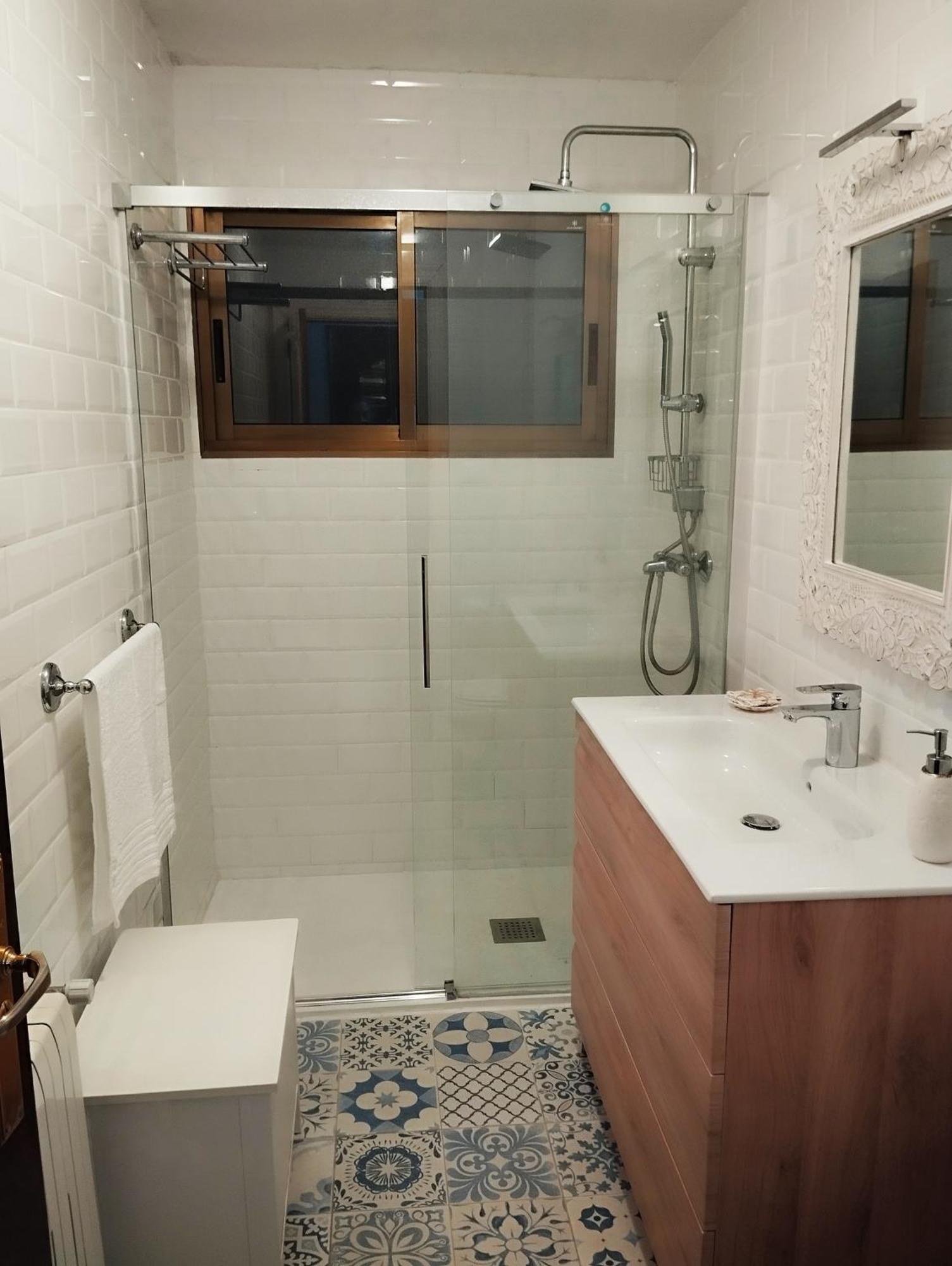Apartamento Piso Amplio Y Centrico