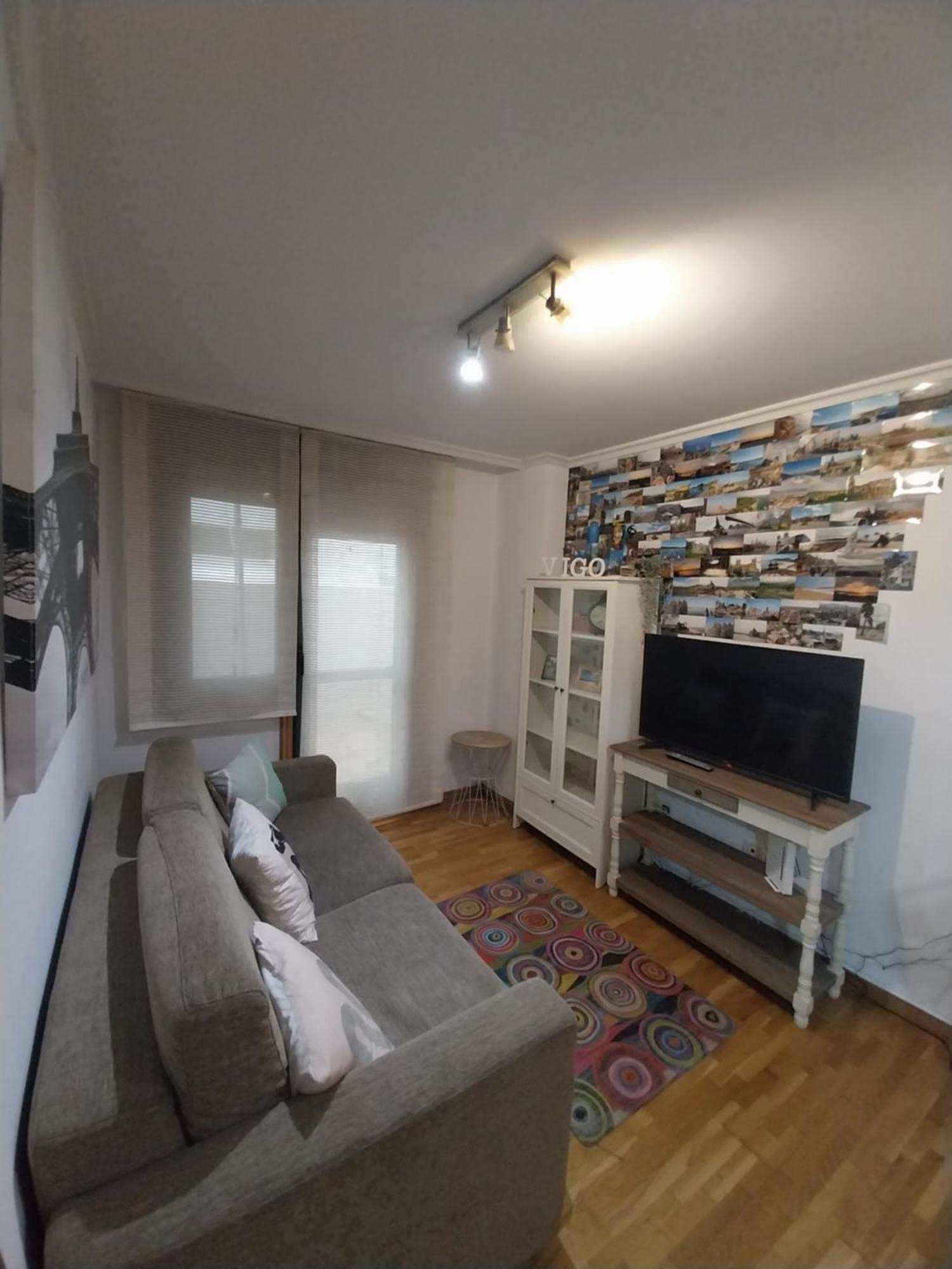 Pleno Centro, Alameda, 5 Minutos Casco Vello Y Estacion Ave Apartamento *