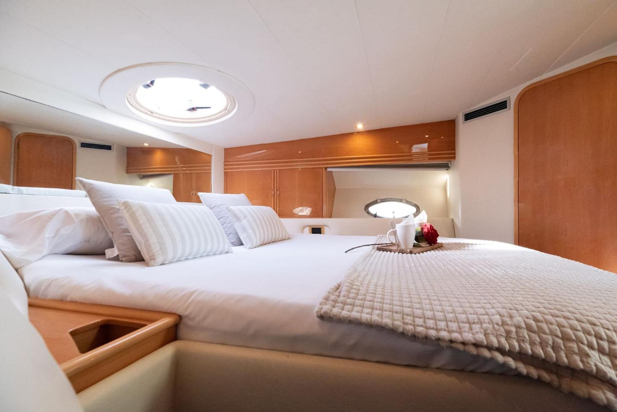 Barco Experience Hotel en barco *
