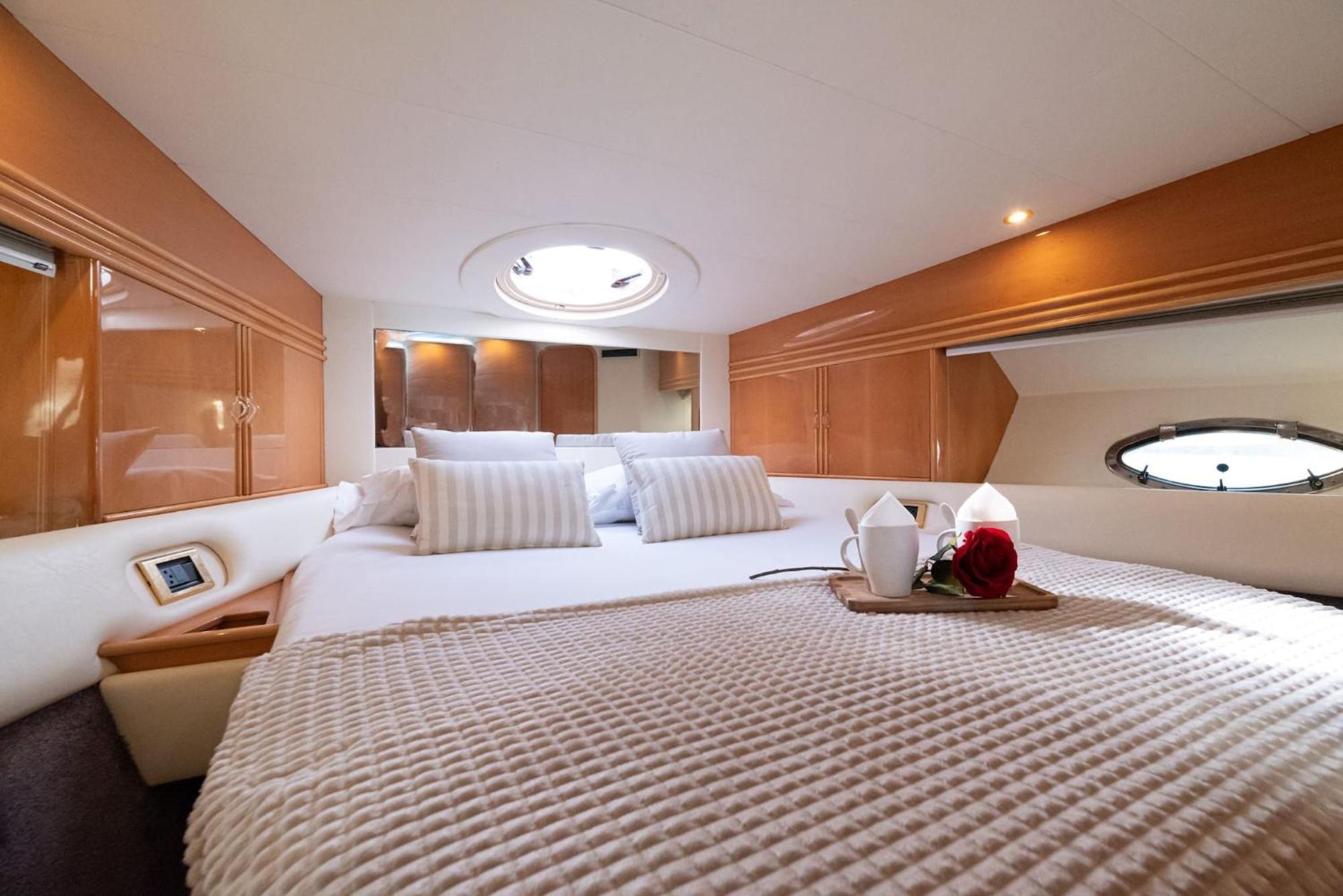 Hotel en barco Barco Experience *