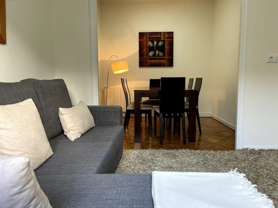 3 En Plaza De Espana 6pax Apartamento *