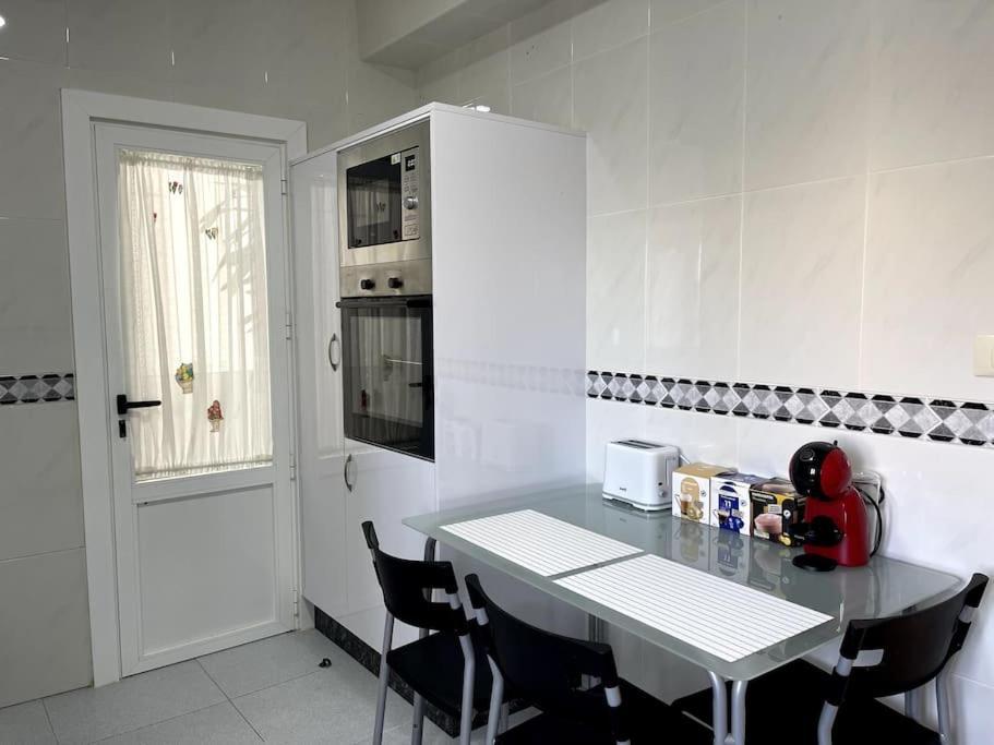 3 En Plaza De Espana 6pax Vigo