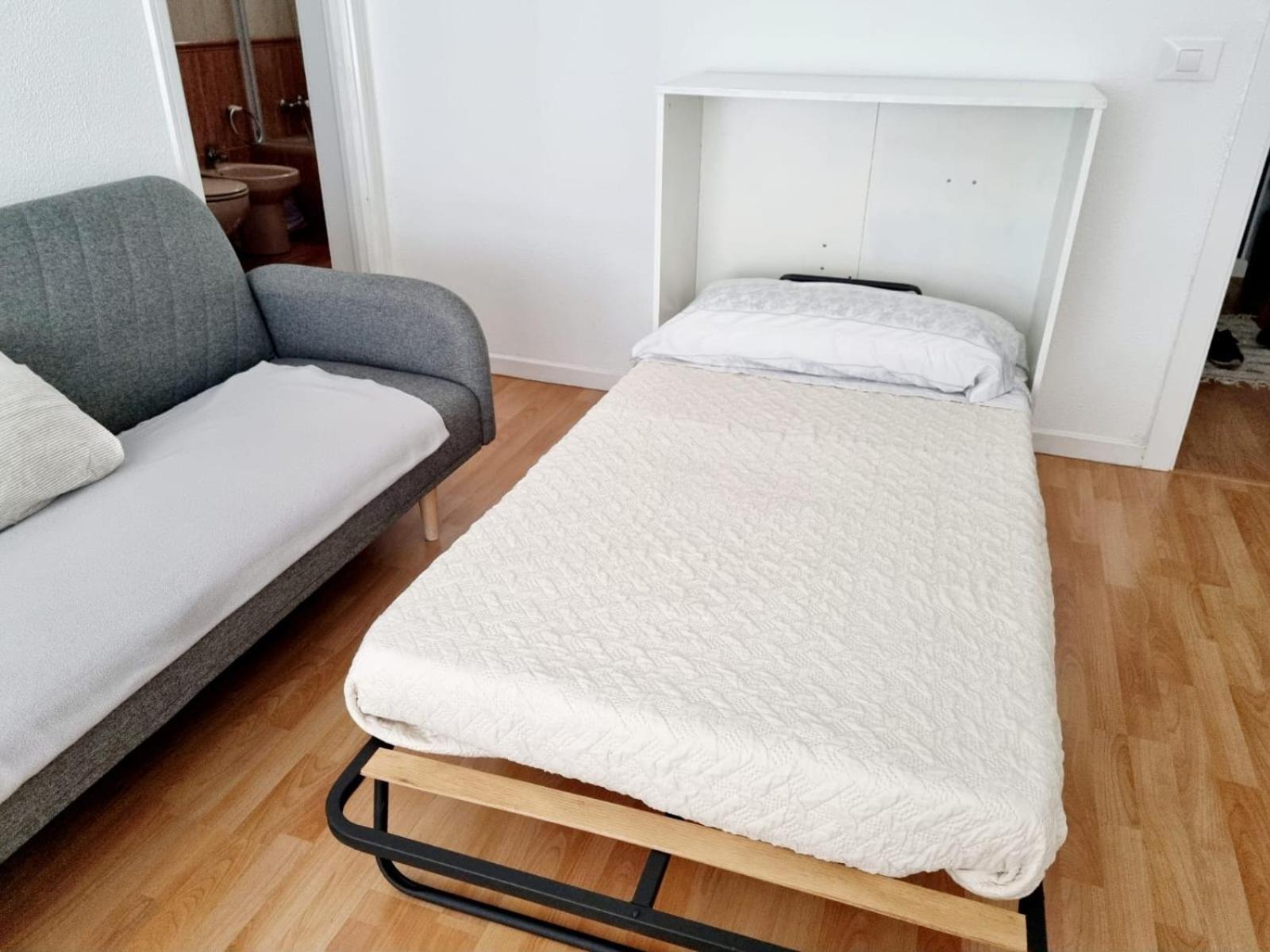Apartment Acogedor, Con Garaje, Centrico. *