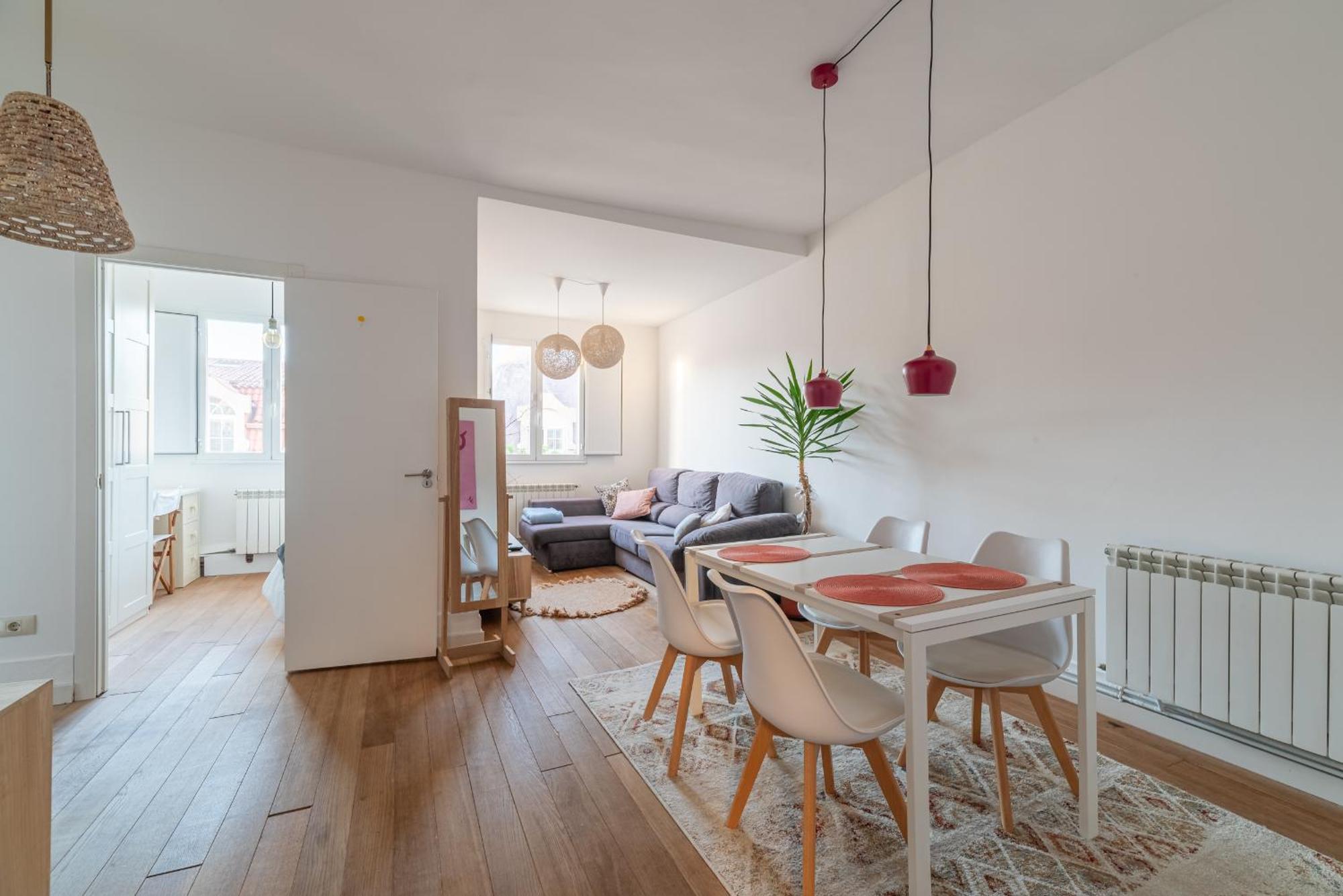 Gran By Pi Margall Vigo