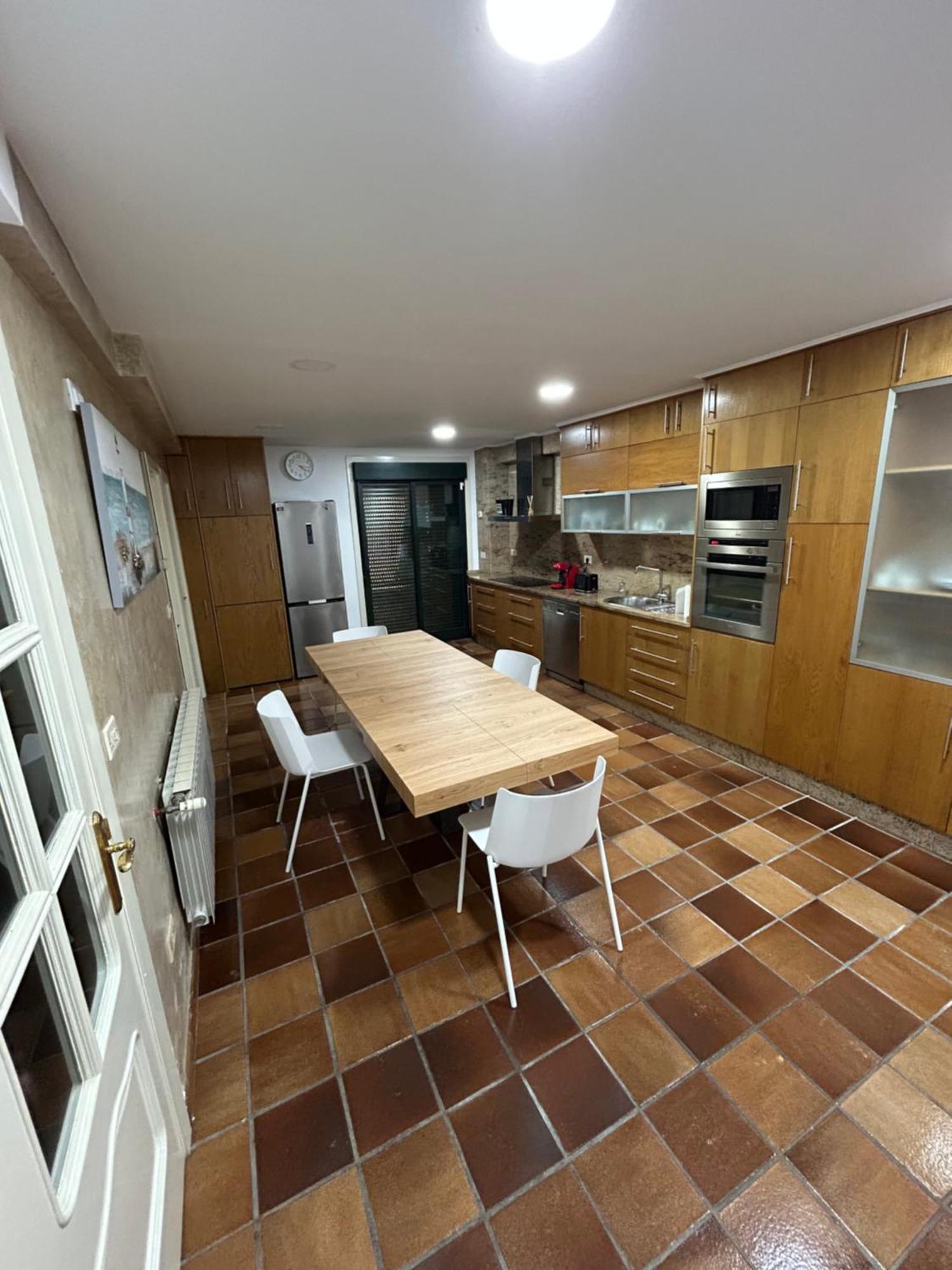 Casa Robleda, Piscina Privada Cubierta Y Jacuzzi Сasa de vacaciones