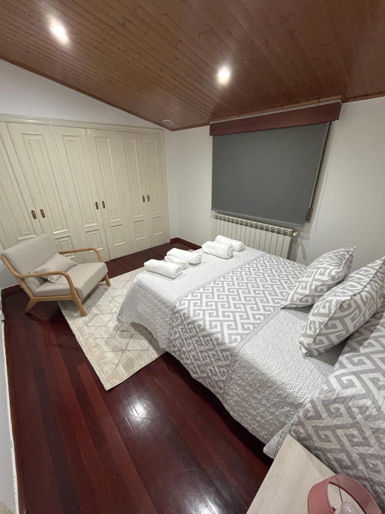 Casa Robleda, Piscina Privada Cubierta Y Jacuzzi Сasa de vacaciones Vigo