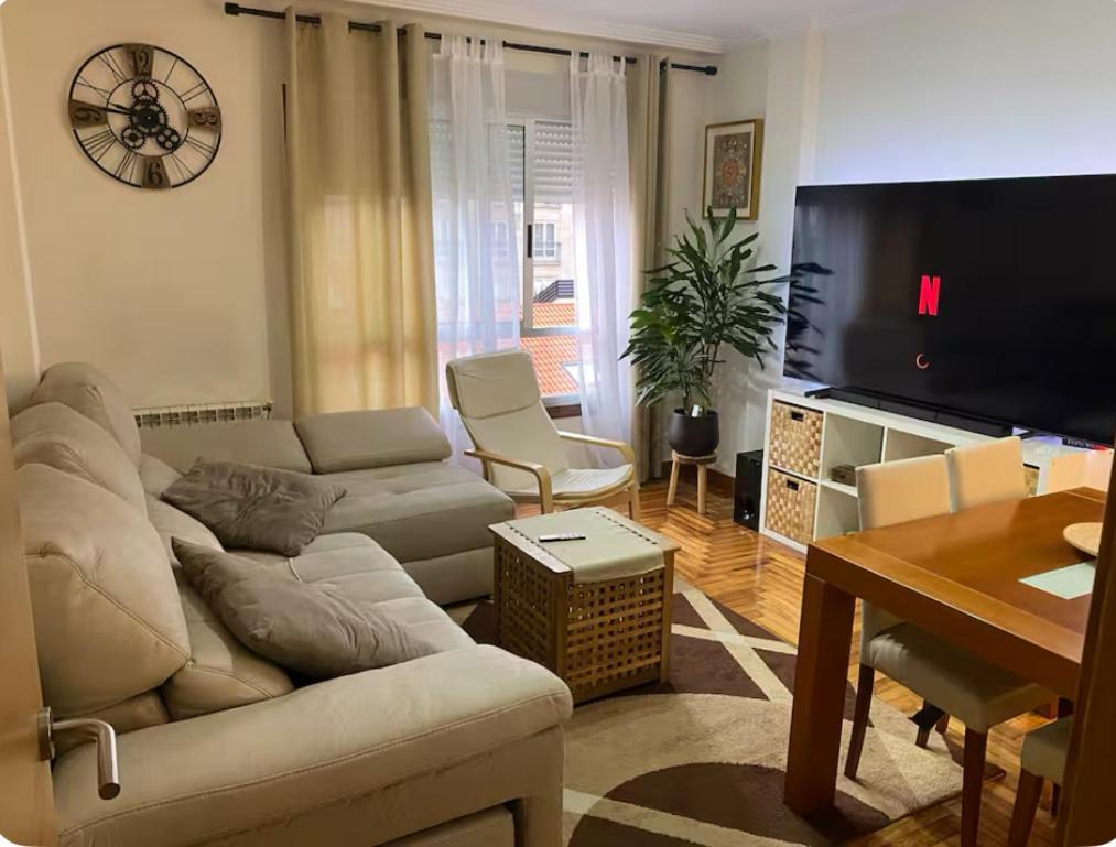 Piso Completo En Centro De Apartamento *