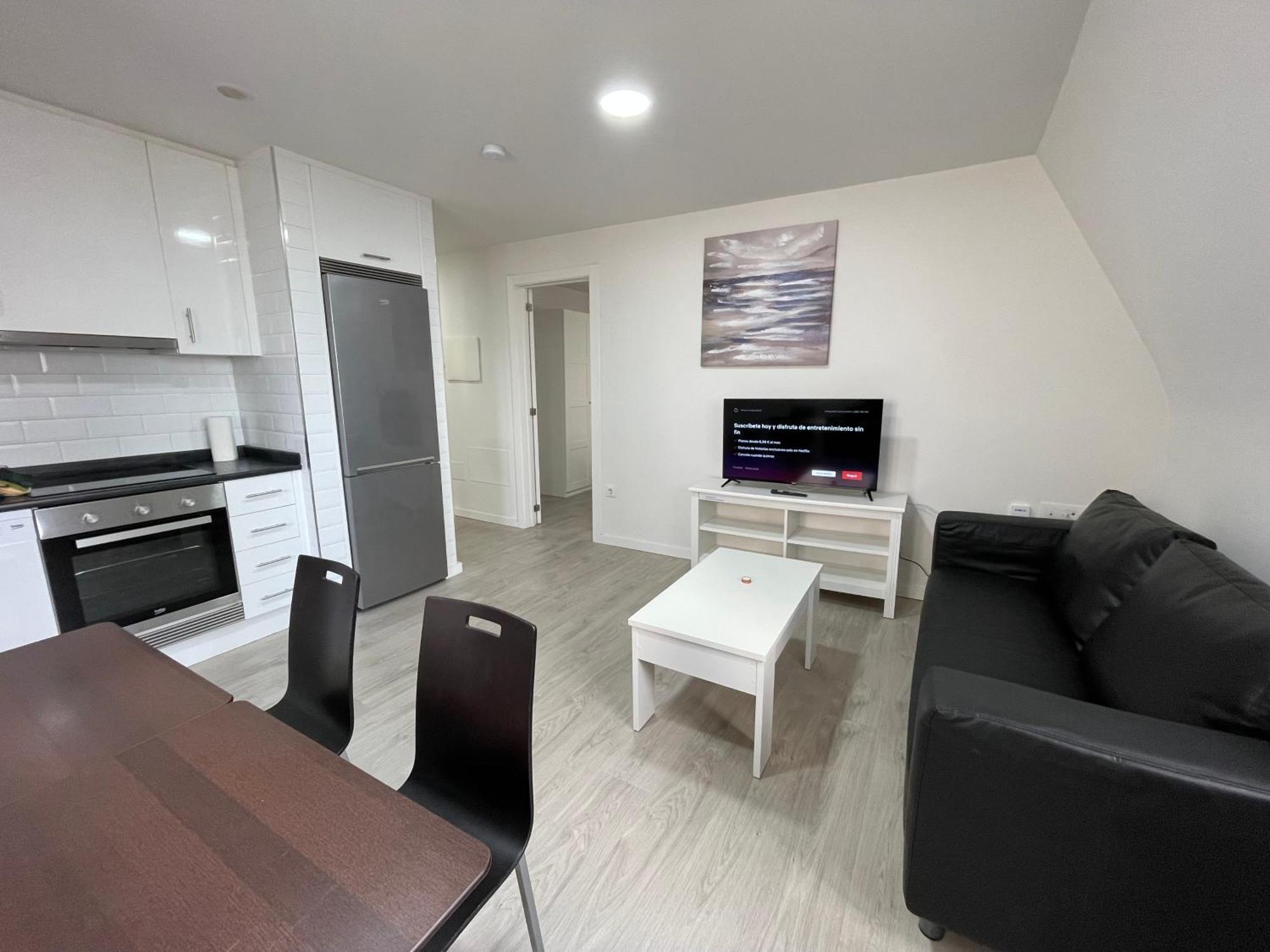Centro Rua Ostras 4pax Completo Apartamento *