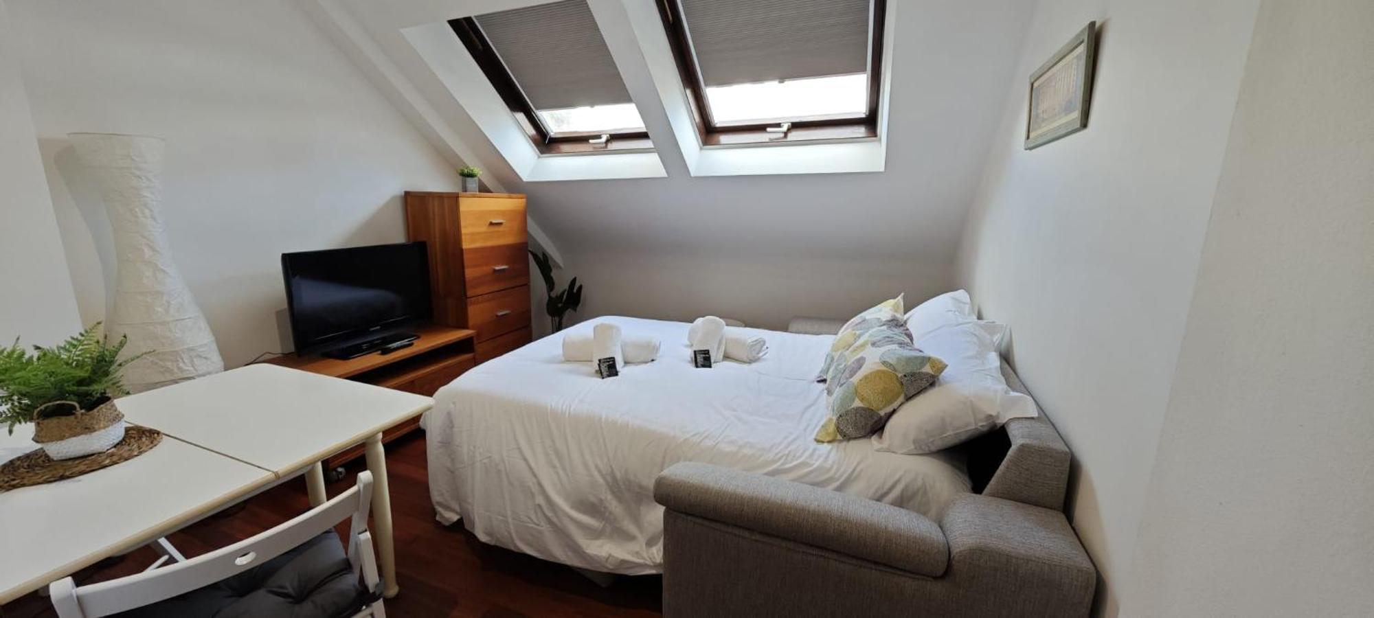 Apartamento Atico Estudio Centro Vigo, Luminoso *