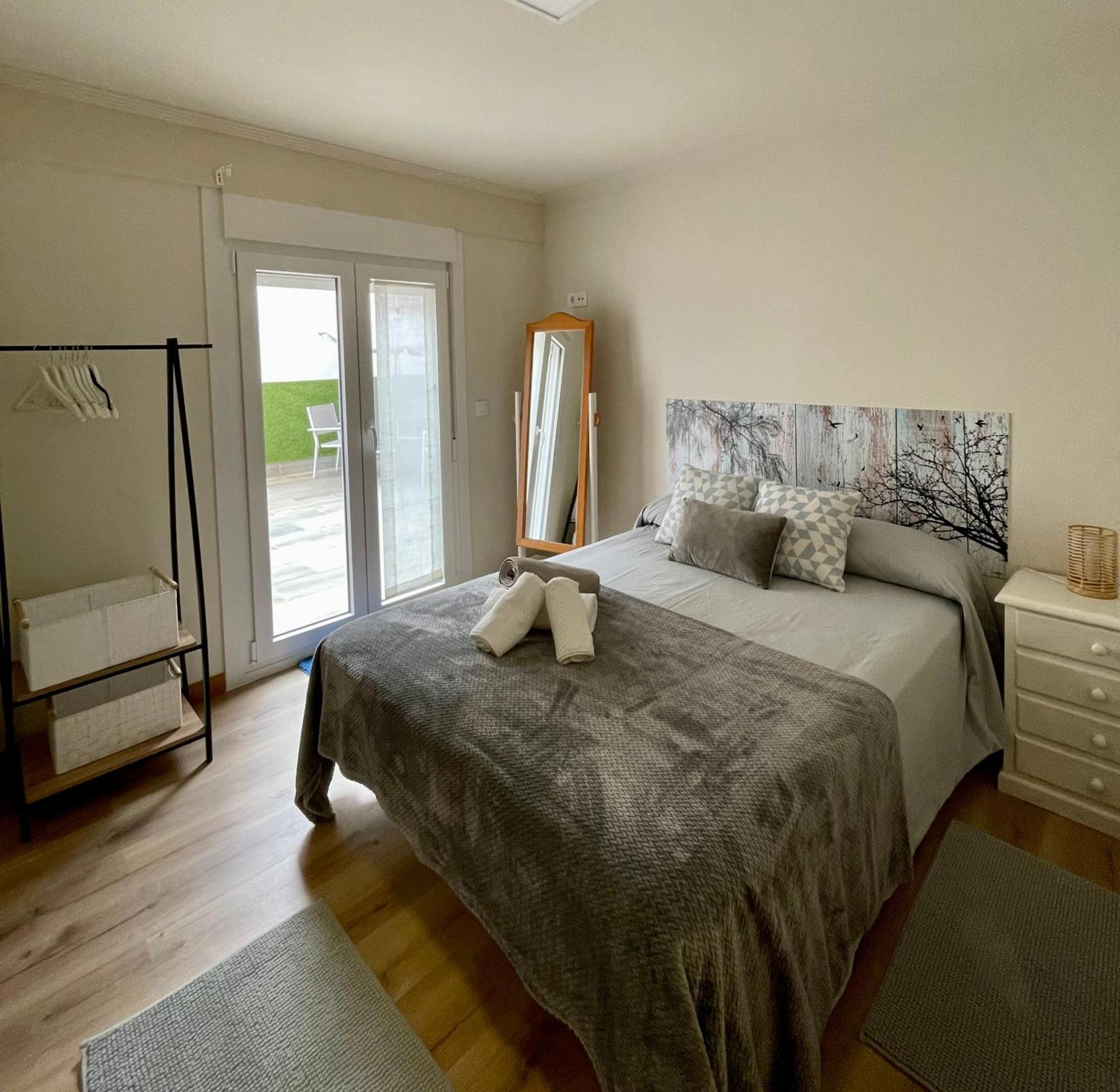 Amplio Con Terraza En Bouzas, Cerca De La Playa. Apartamento Vigo