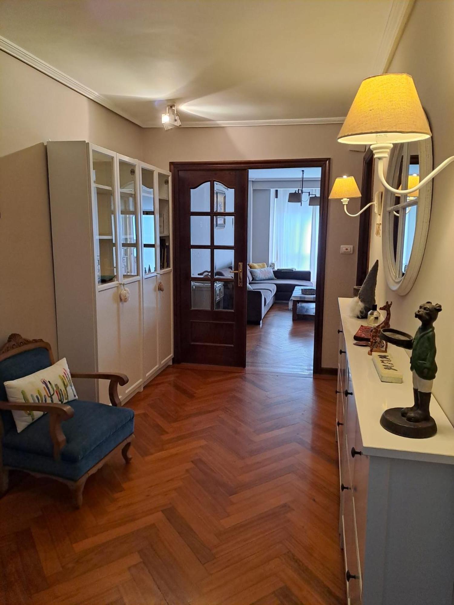 Piso Amplio Y Centrico Apartamento