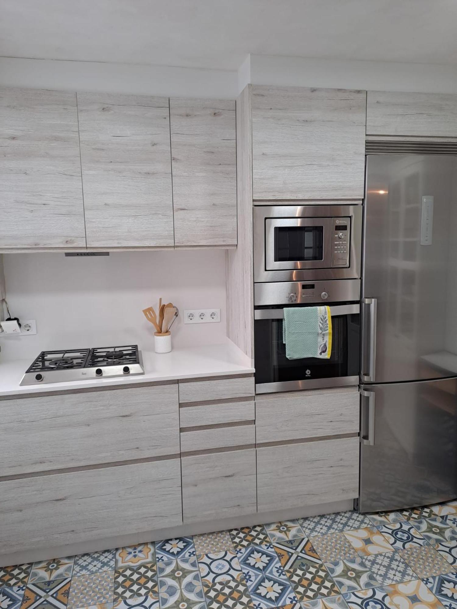 Piso Amplio Y Centrico Apartamento *