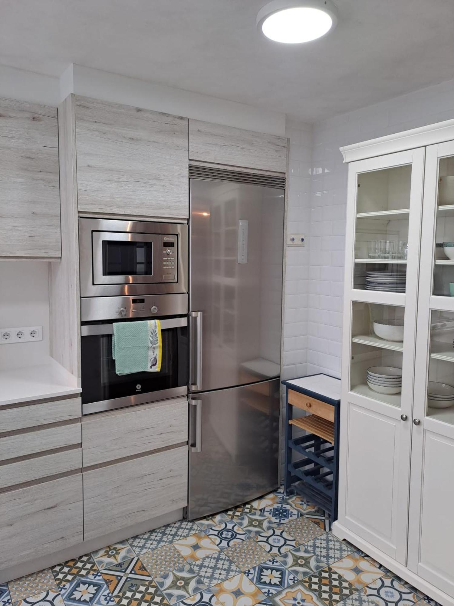 Apartamento Piso Amplio Y Centrico *