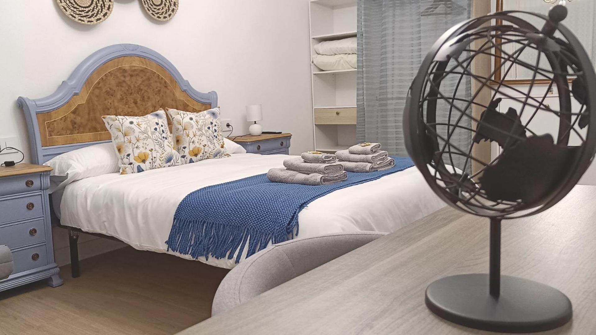 Apartamento Apto Pet-friendly, 2 Plazas De Garaje Y Balcon *