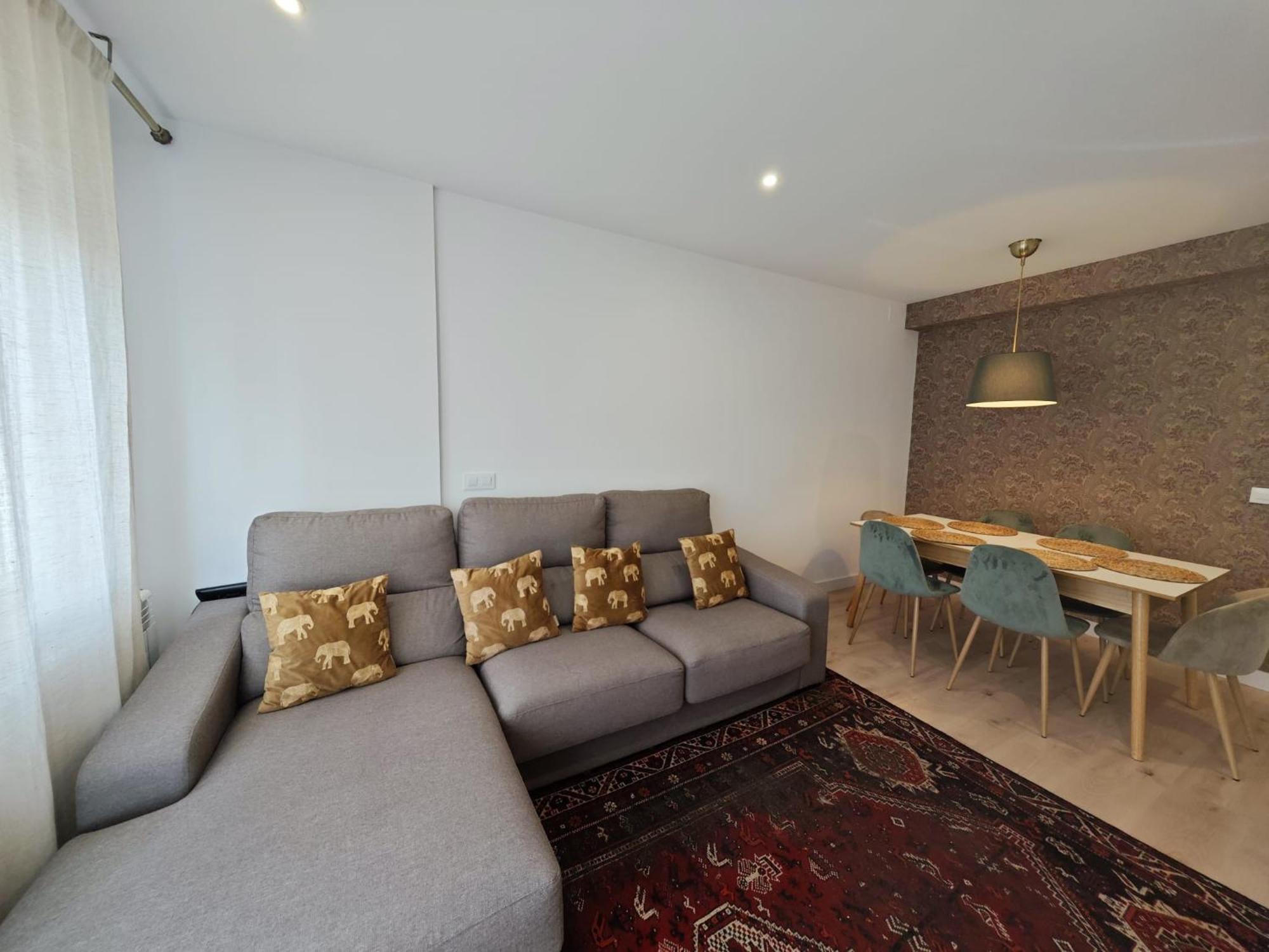 Apartment Tomas Paredes, Vigo, 3 *