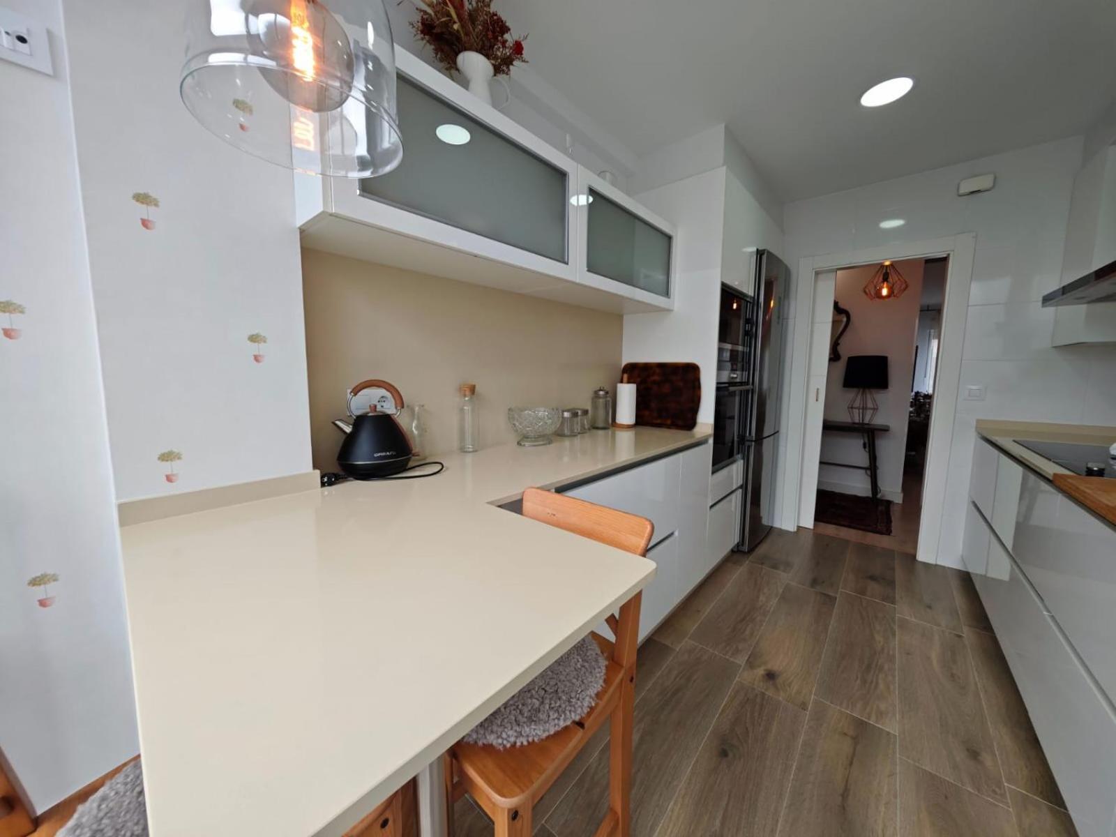 Apartment Tomas Paredes, Vigo, 3 *