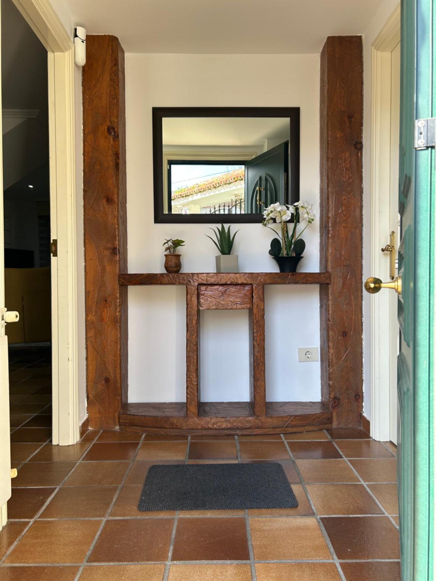 Сasa de vacaciones Casa Robleda, Piscina Privada Cubierta Y Jacuzzi *