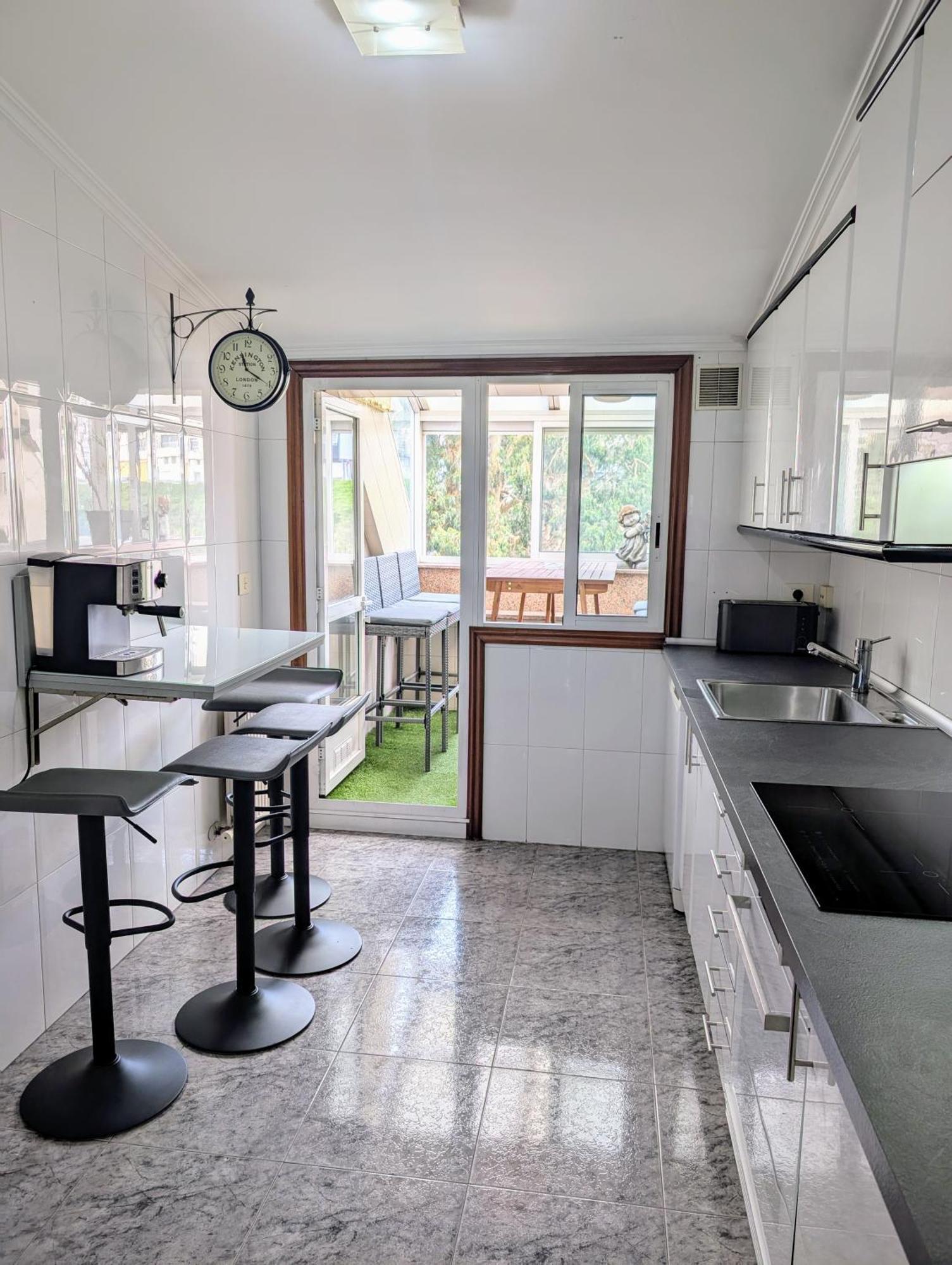 Piso Moderno Y Funcional En Buena Zona! Vigo