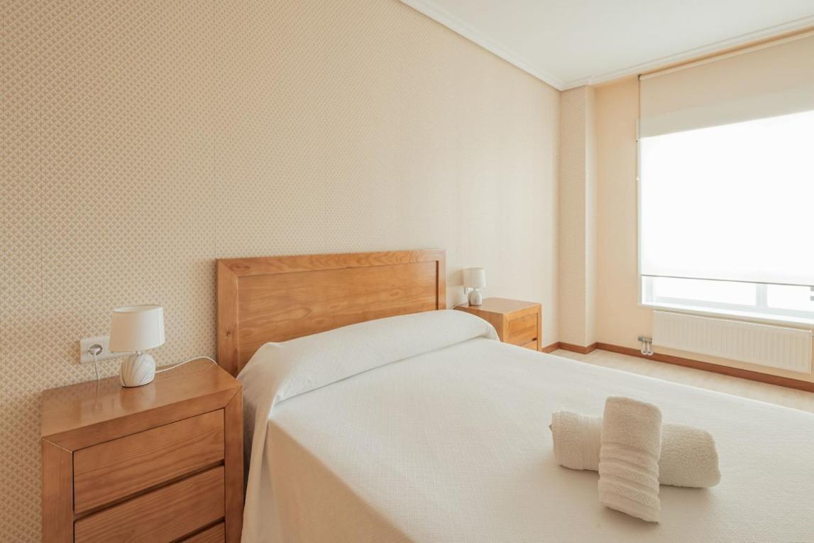 Primera Linea De Playa Samil Costa 57 Garaje Apartamento