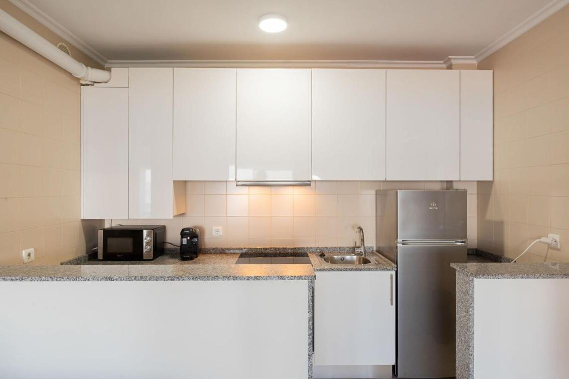 Apartamento Primera Linea De Playa Samil Costa 57 Garaje