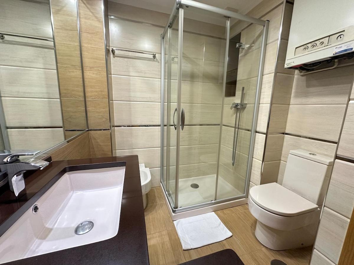 Premium Housing ,parking Apartamento