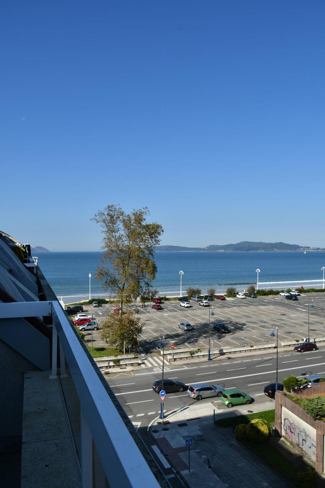 Apartamento Primera Linea De Playa Samil Costa 57 Garaje *