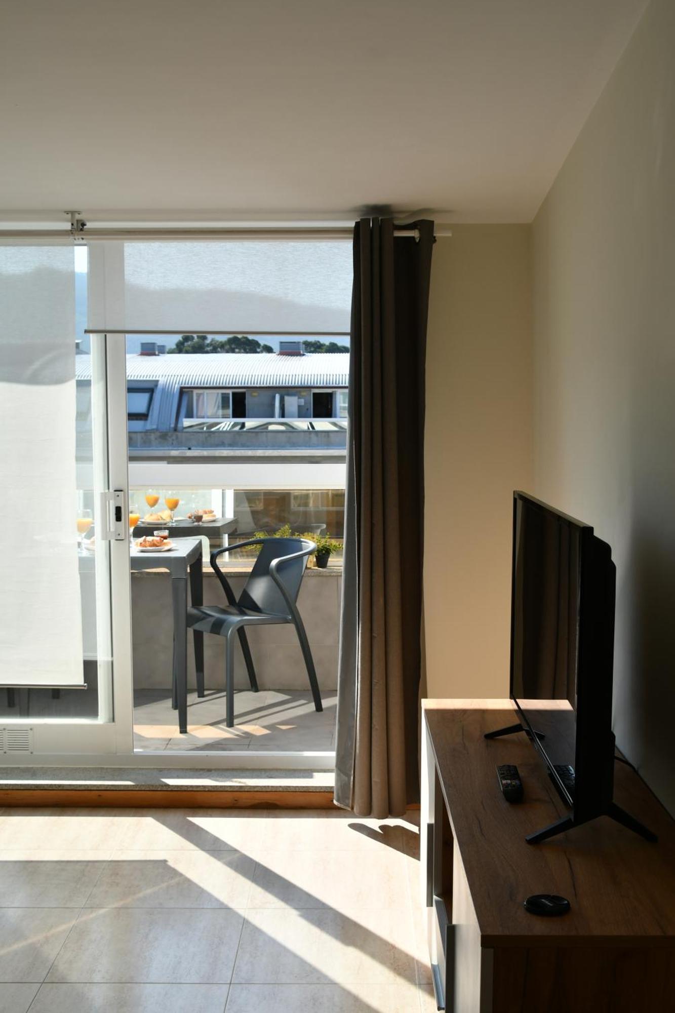Primera Linea De Playa Samil Costa 57 Garaje Apartamento Vigo