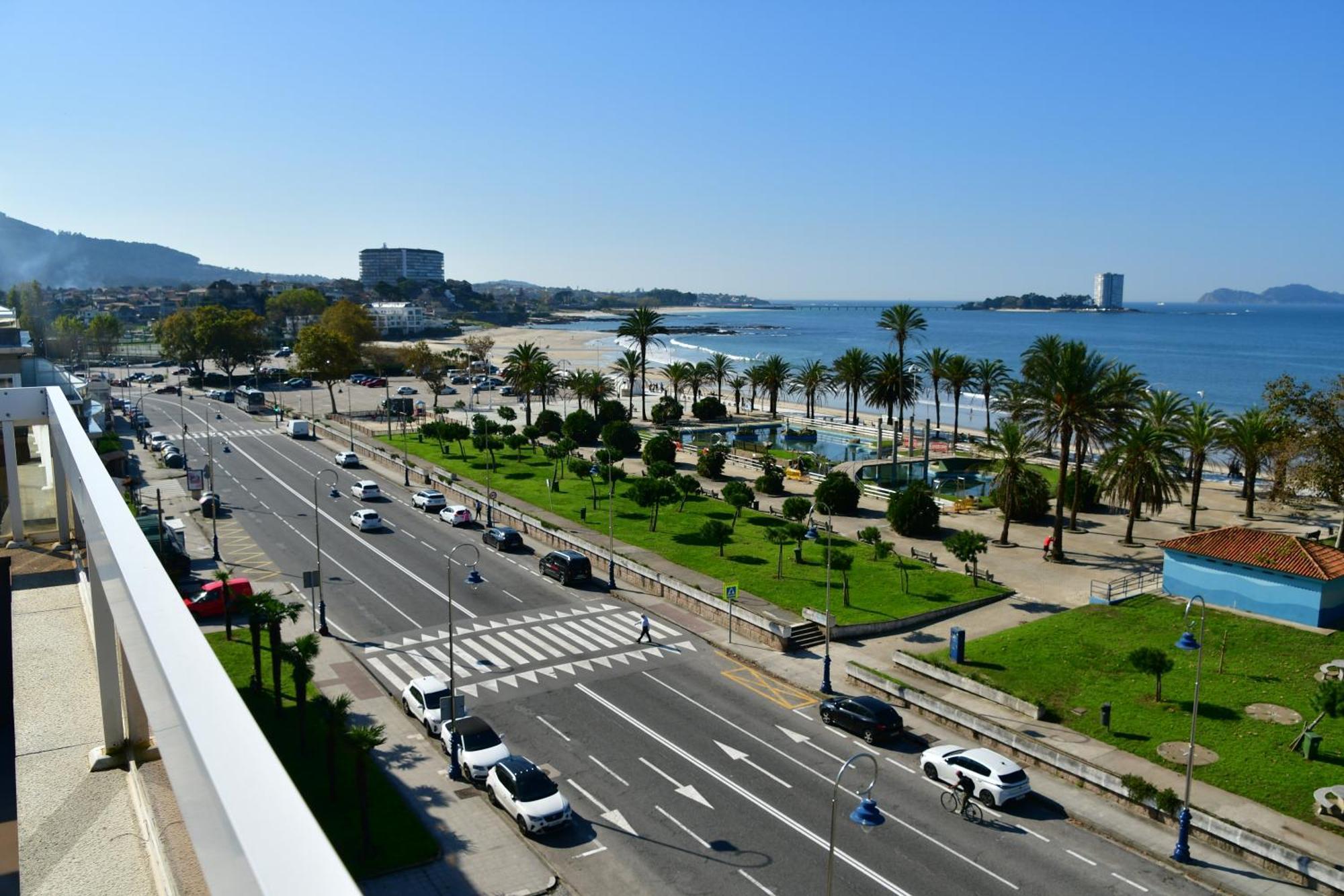 Primera Linea De Playa Samil Costa Con Garaje Incluido Vigo