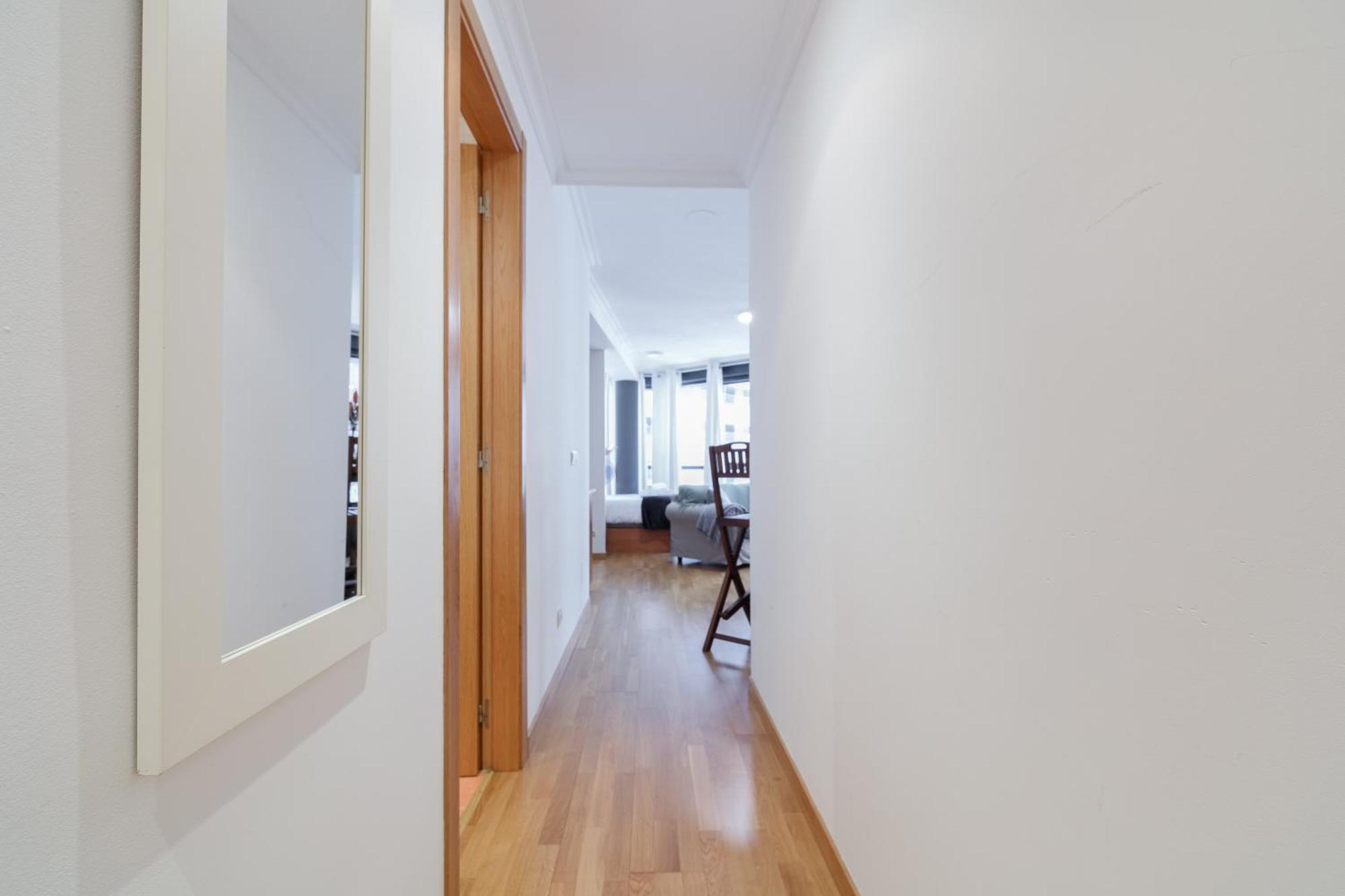 Apartamento Luminoso Y Acogedor En By *