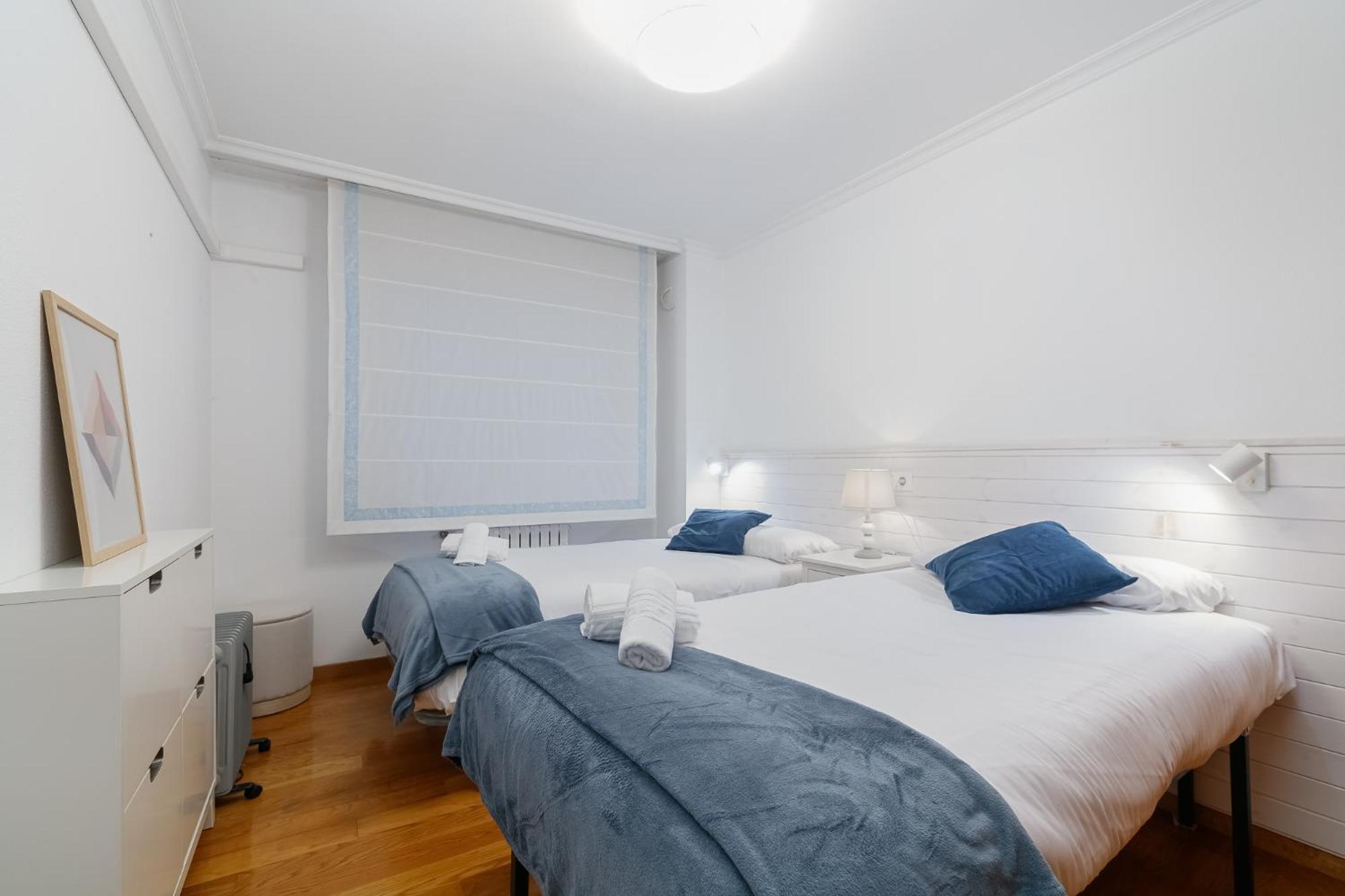 Encantador Piso Con Parking By Apartamento