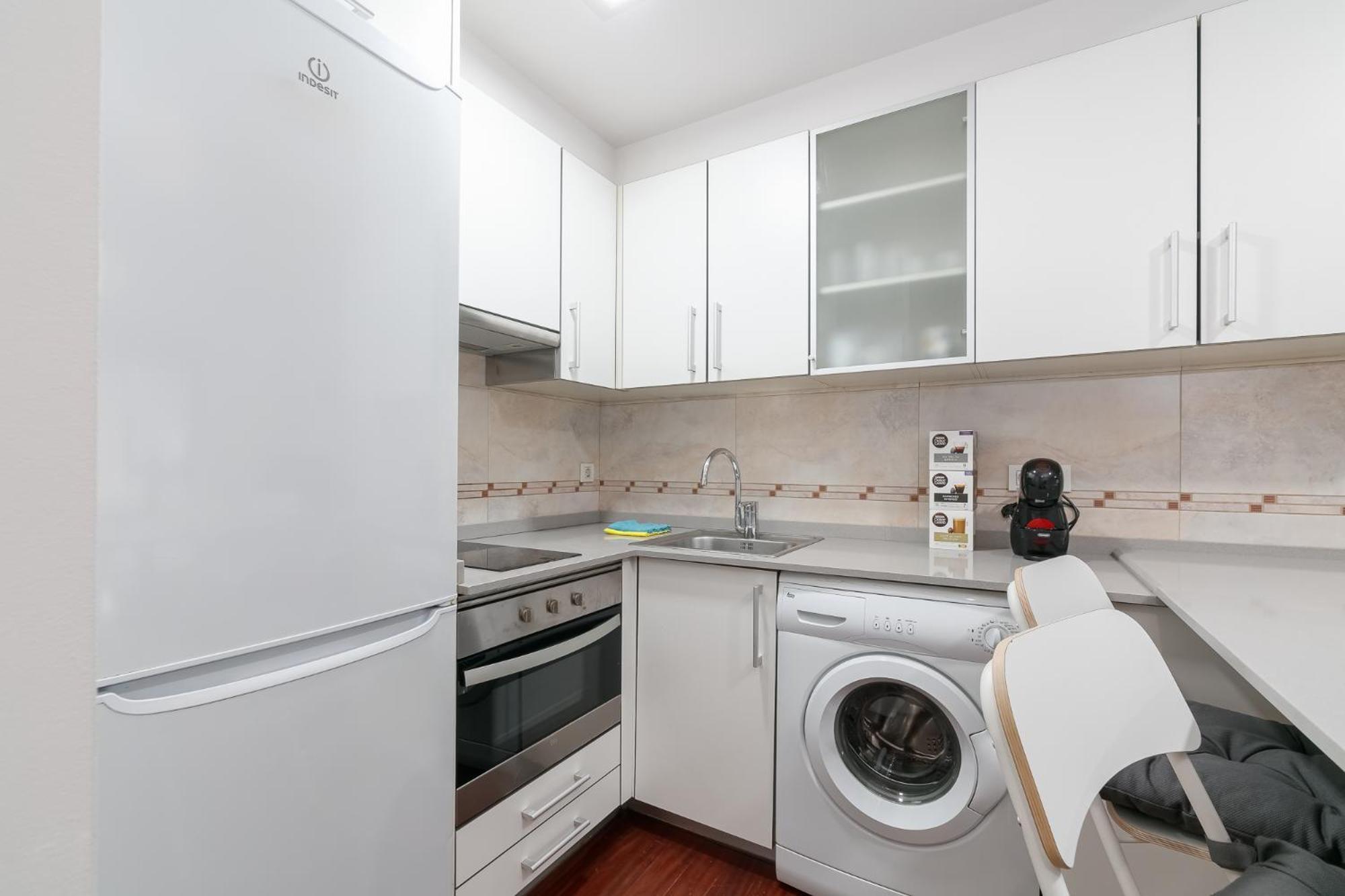Estudio Moderno Con Parking By
