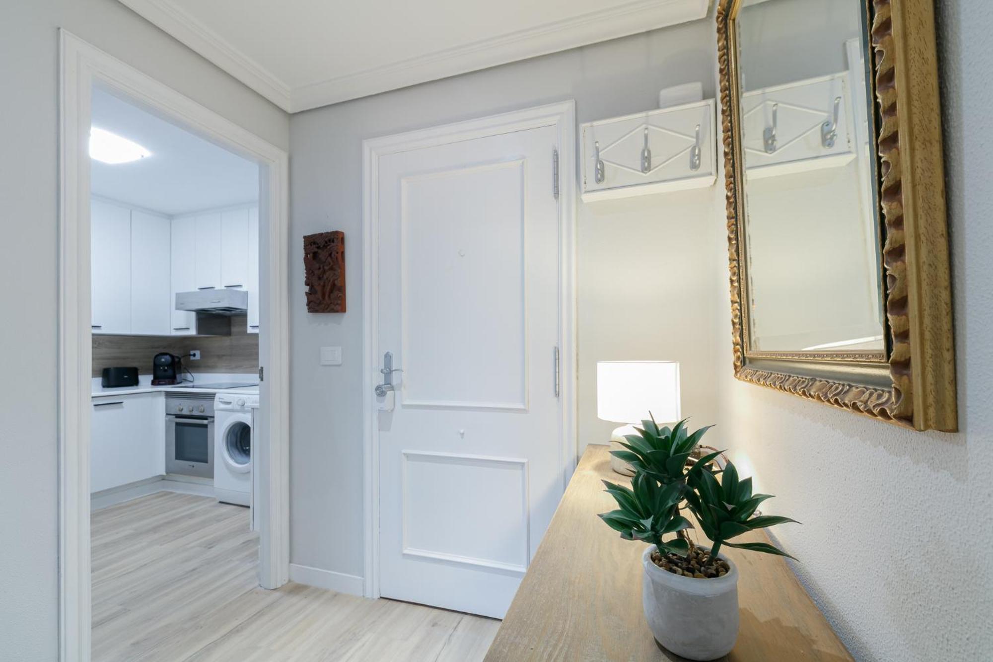 Estilo Y Comodidad Con Parking By Apartment