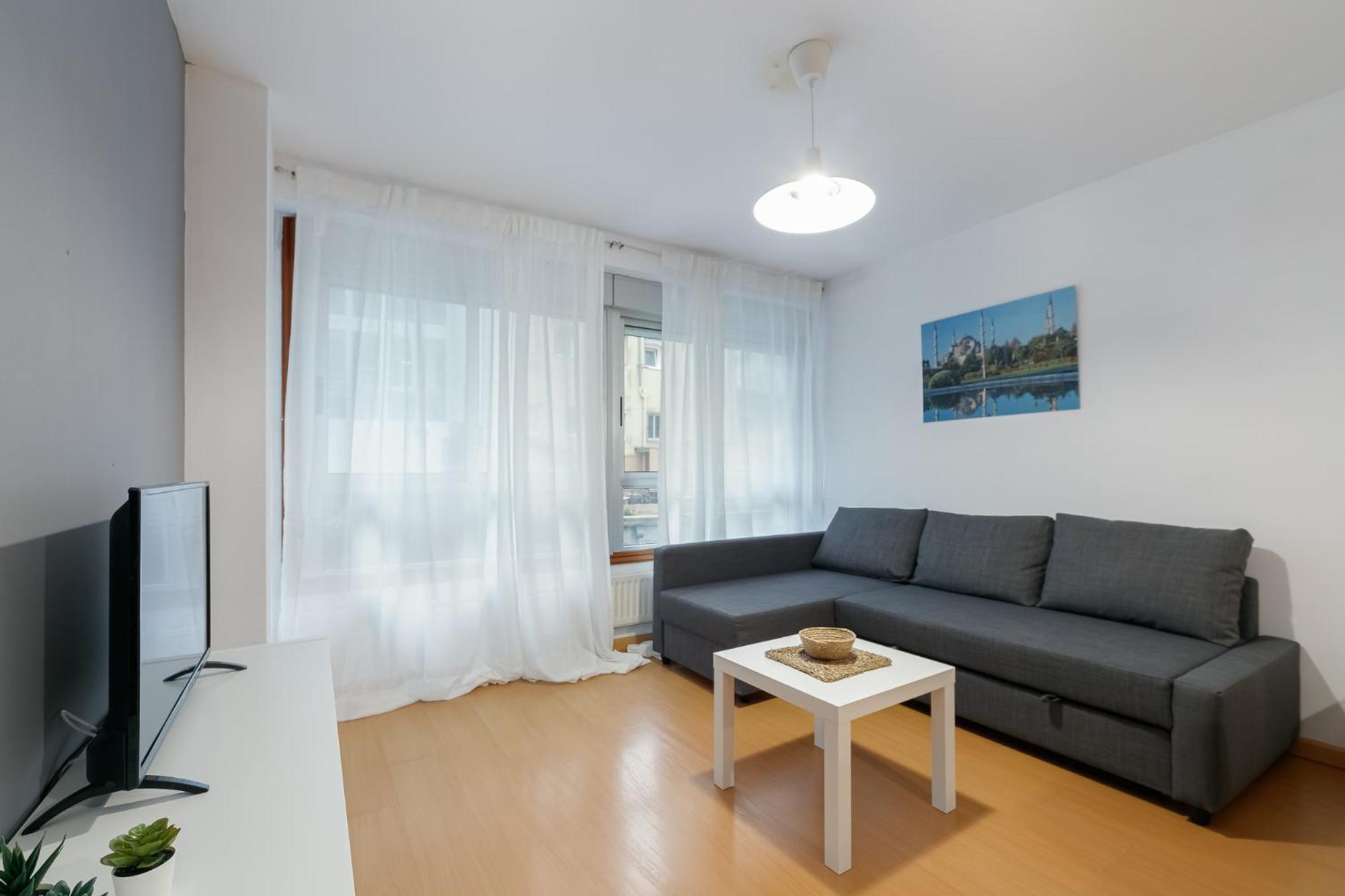 Apartamento Luminoso Y Centrico By *