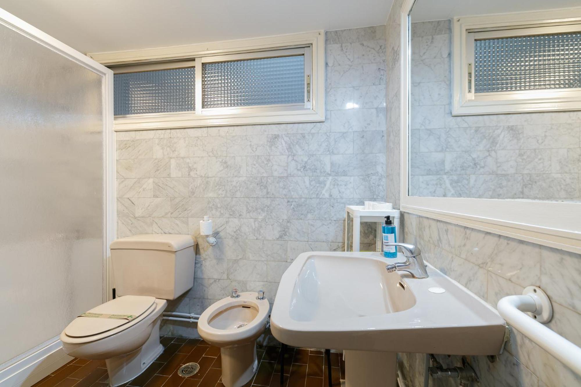 Luminoso Y Centrico By Apartamento