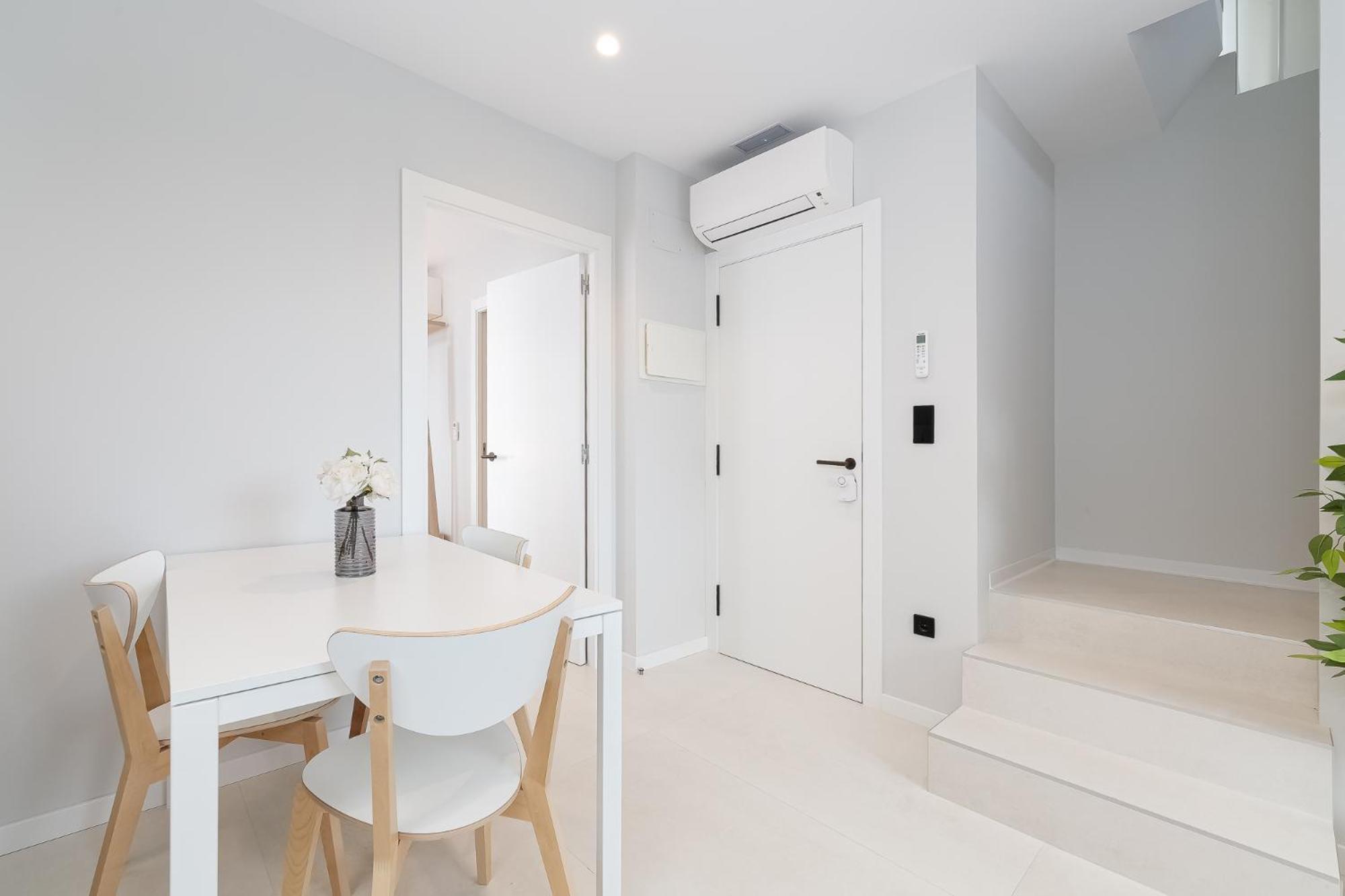 Elegante Y Luminoso En - Apto 6 By Apartamento