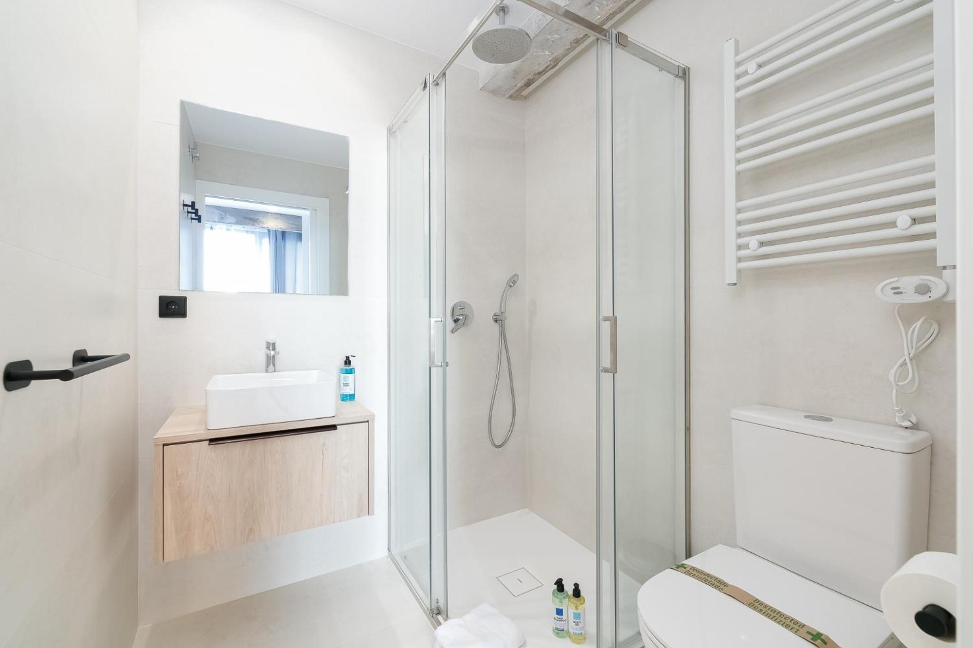 Elegante Y Luminoso En - Apto 6 By Apartamento *