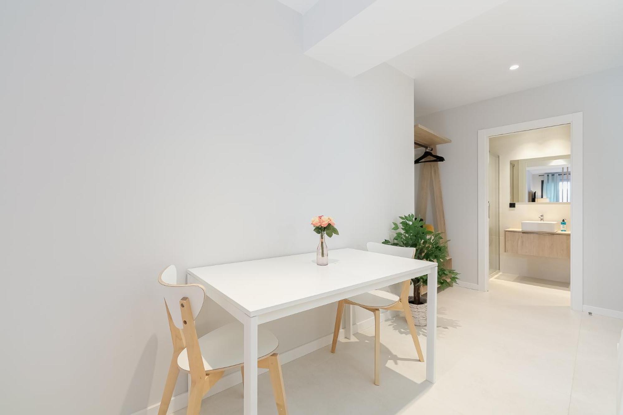 Elegante Y Luminoso En - Apto 1 By Apartamento